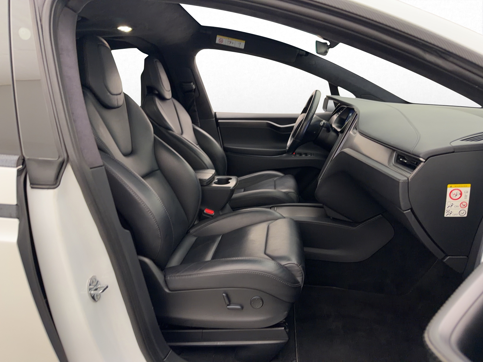 Tesla Model X 2019 - miniatyr 28