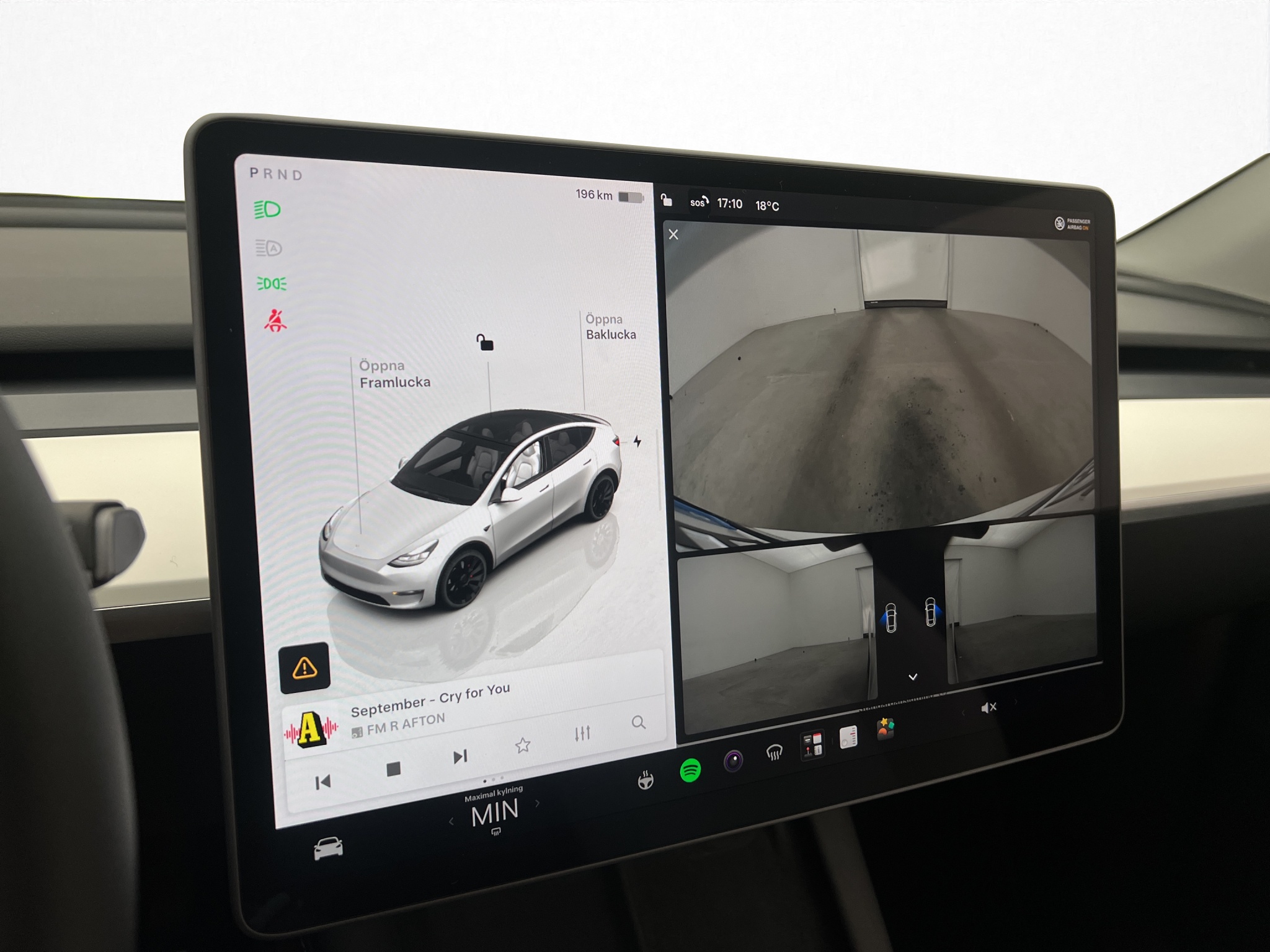 Tesla Model Y 2024 - miniatyr 14