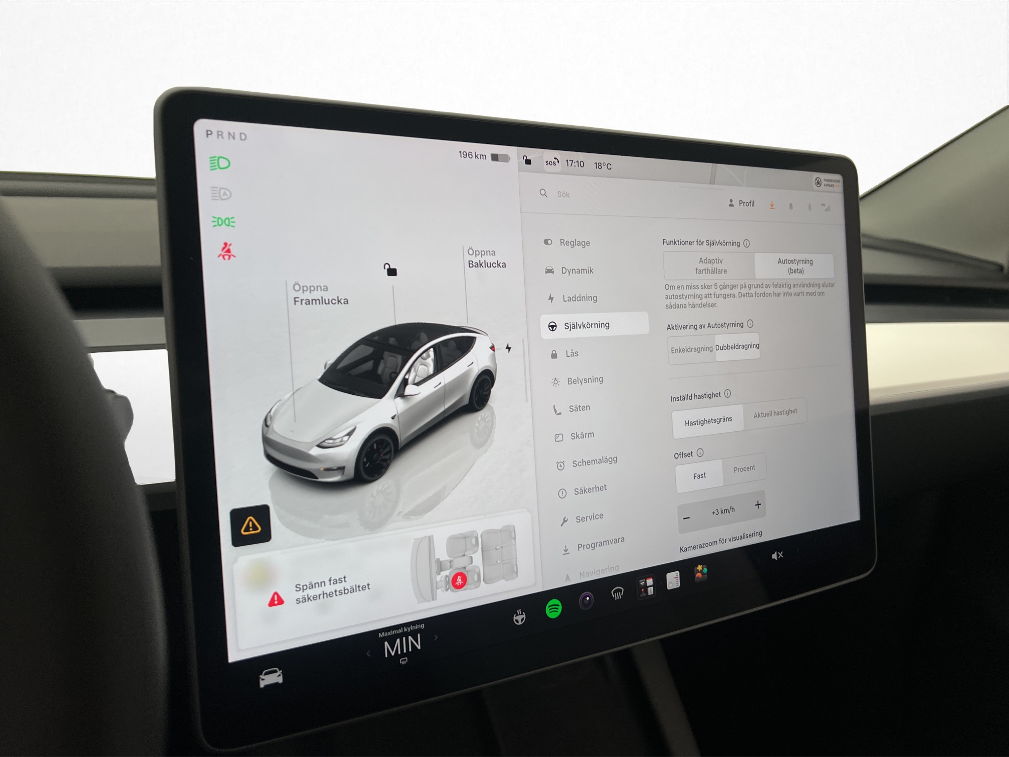 Tesla Model Y 2024 - miniatyr 19