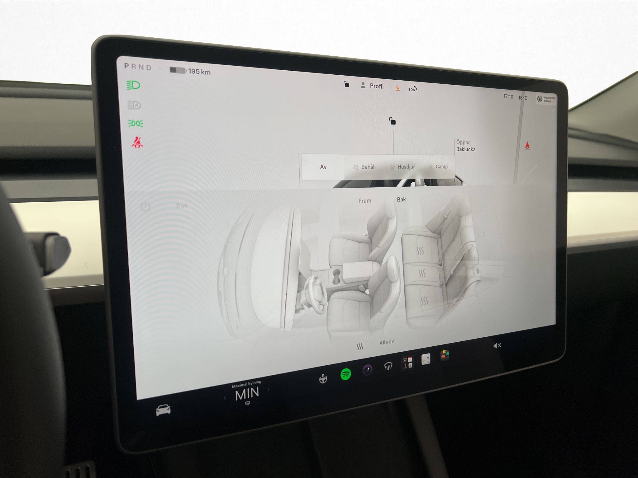 Tesla Model Y 2024 - miniatyr 22