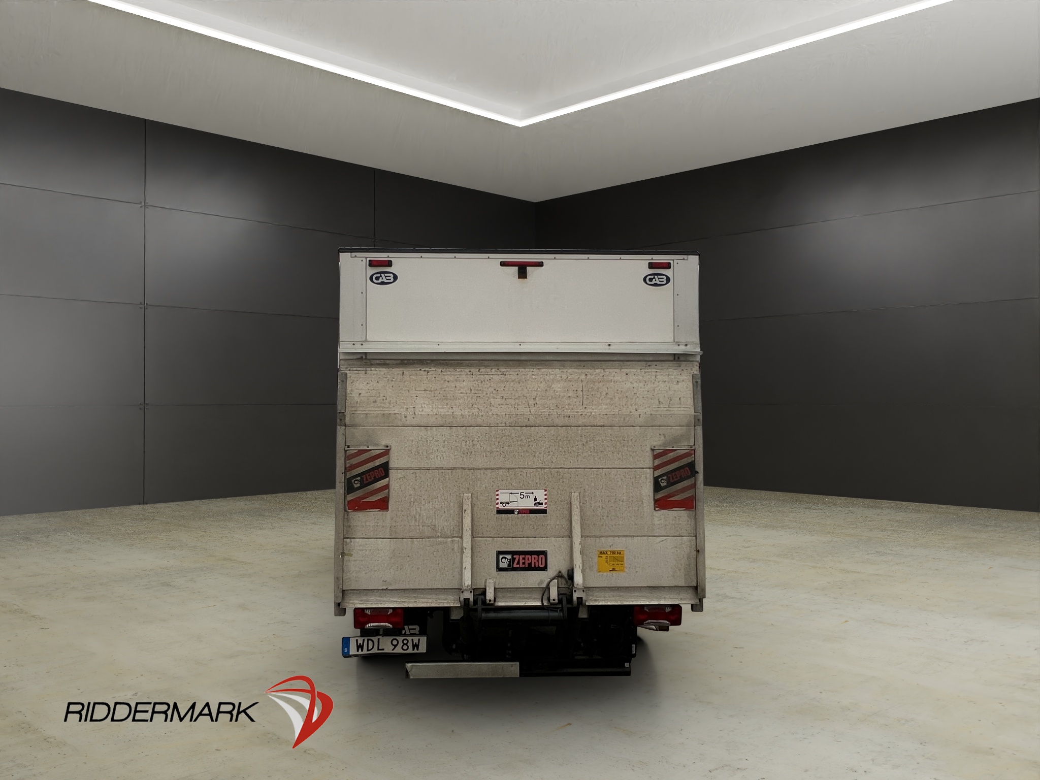 Iveco Daily 2021 - miniatyr 2