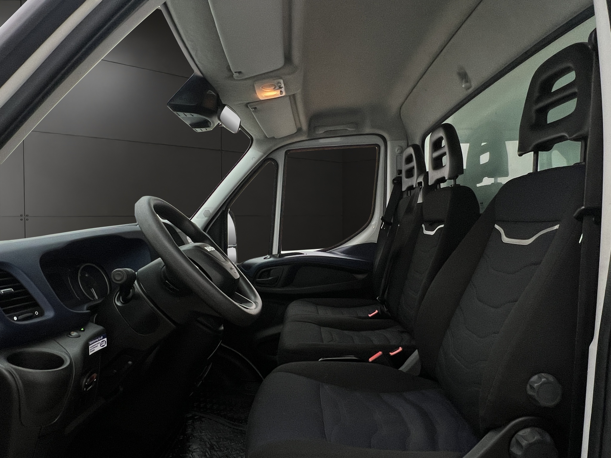 Iveco Daily 2021 - miniatyr 17