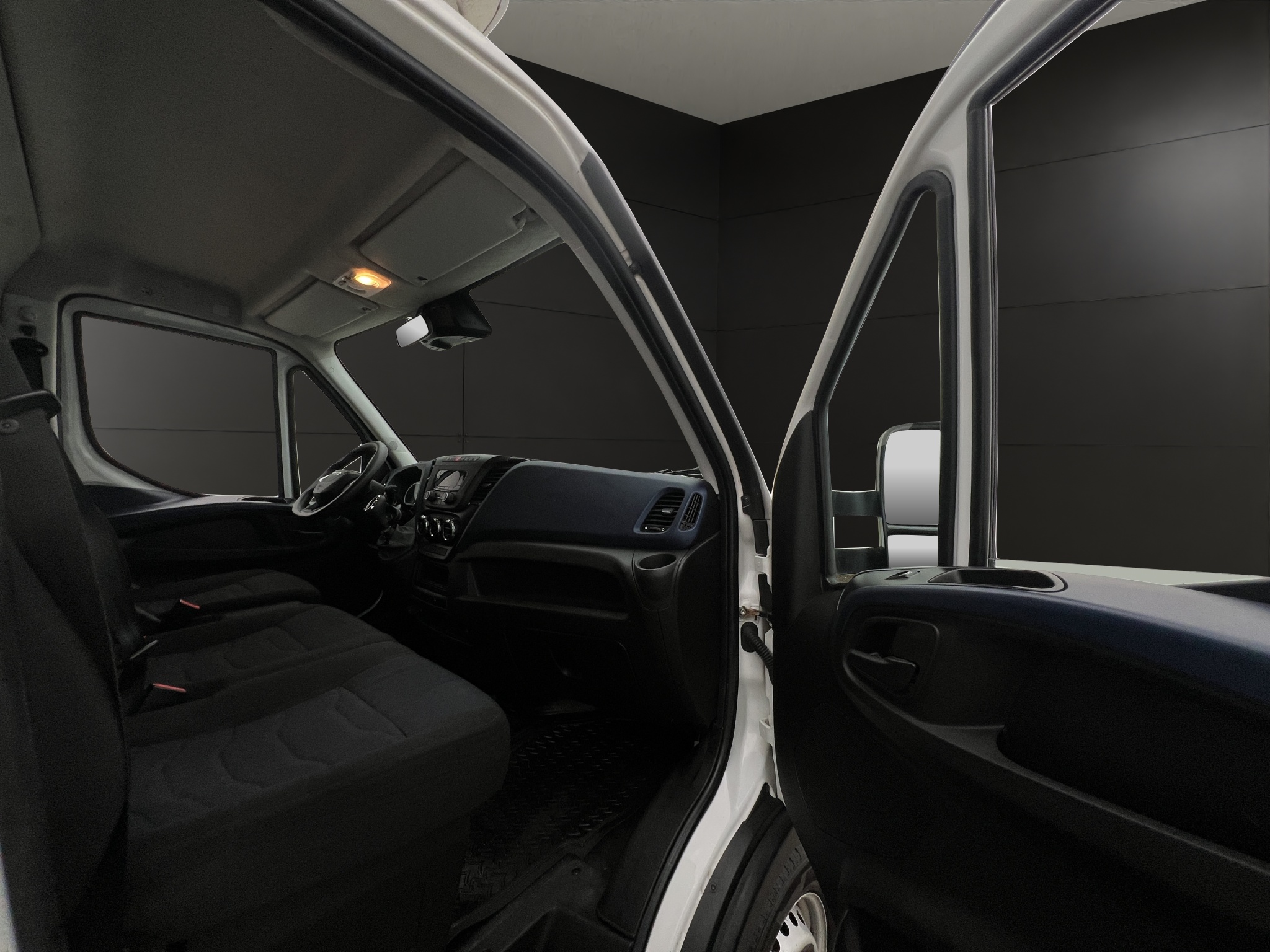 Iveco Daily 2021 - miniatyr 27