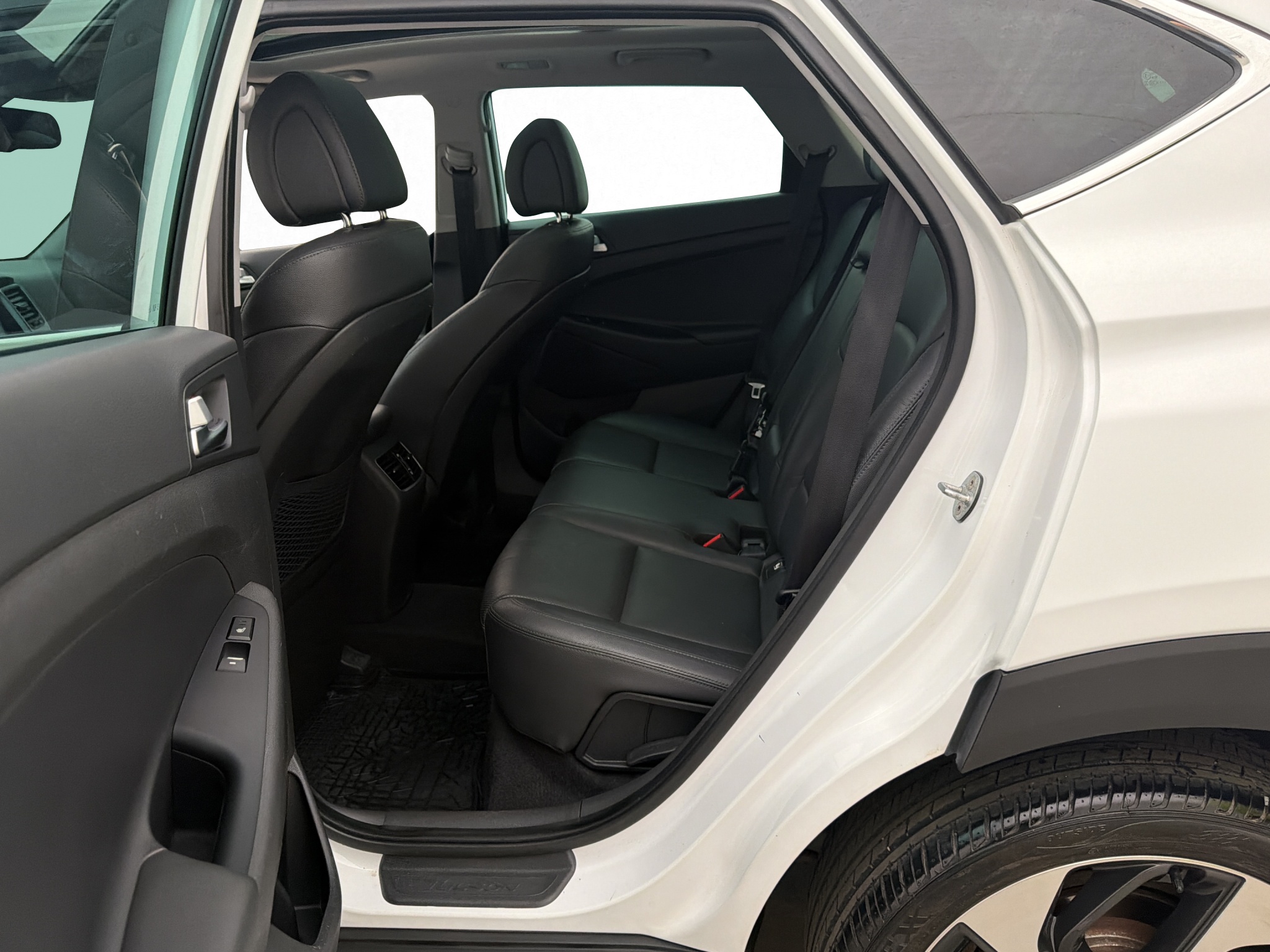 Hyundai Tucson 2017 - miniatyr 25