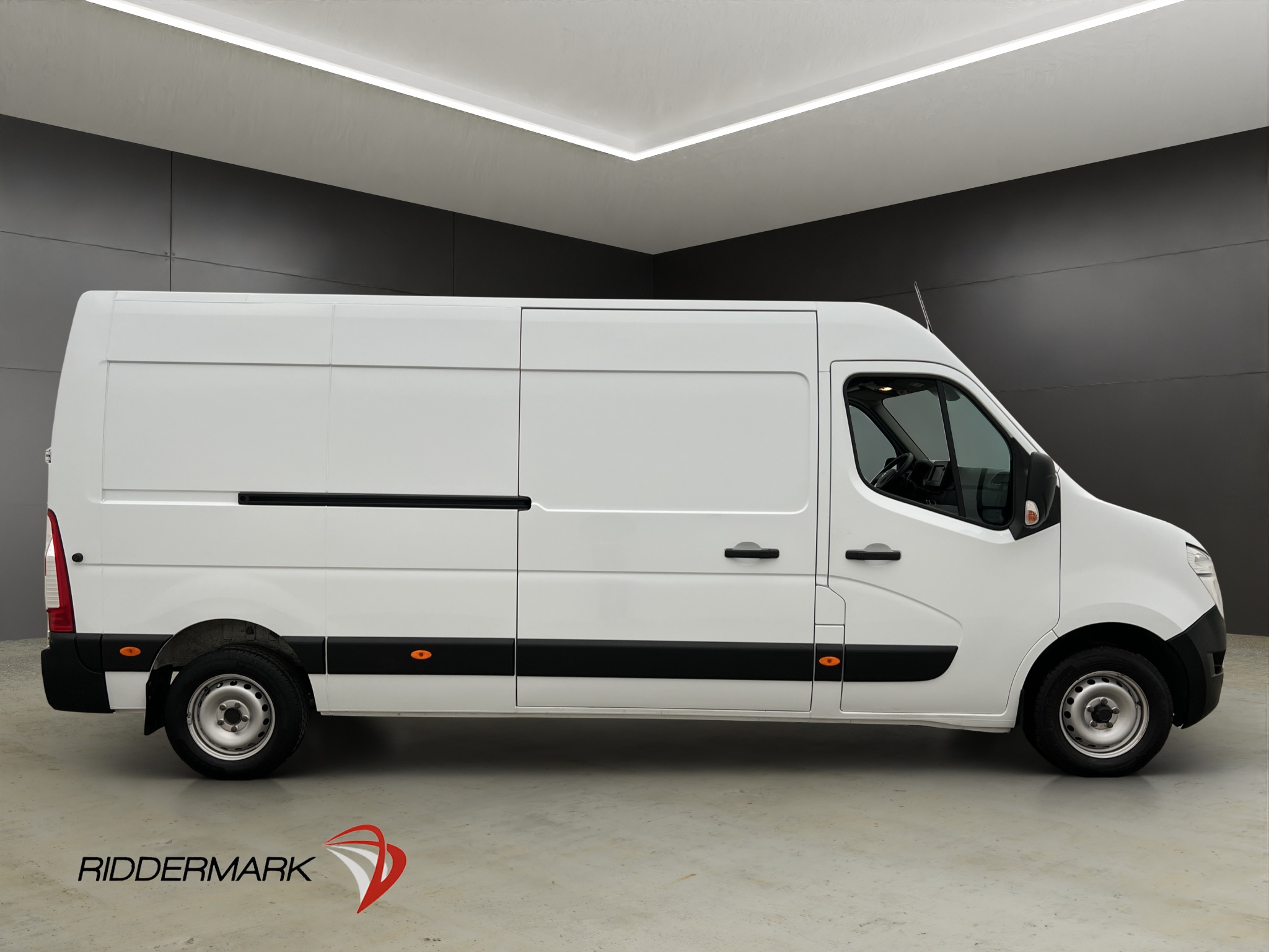 Nissan Interstar 2022 - miniatyr 3