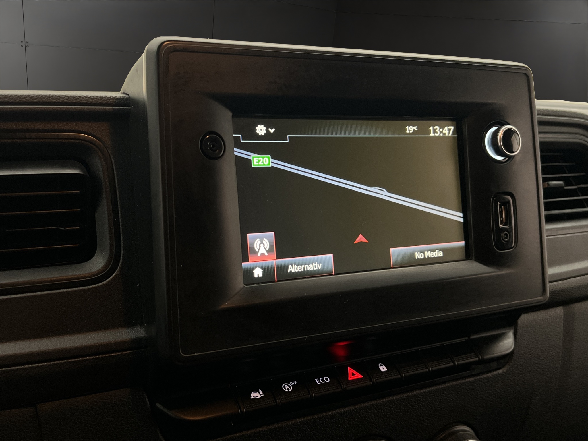 Nissan Interstar 2022 - miniatyr 21