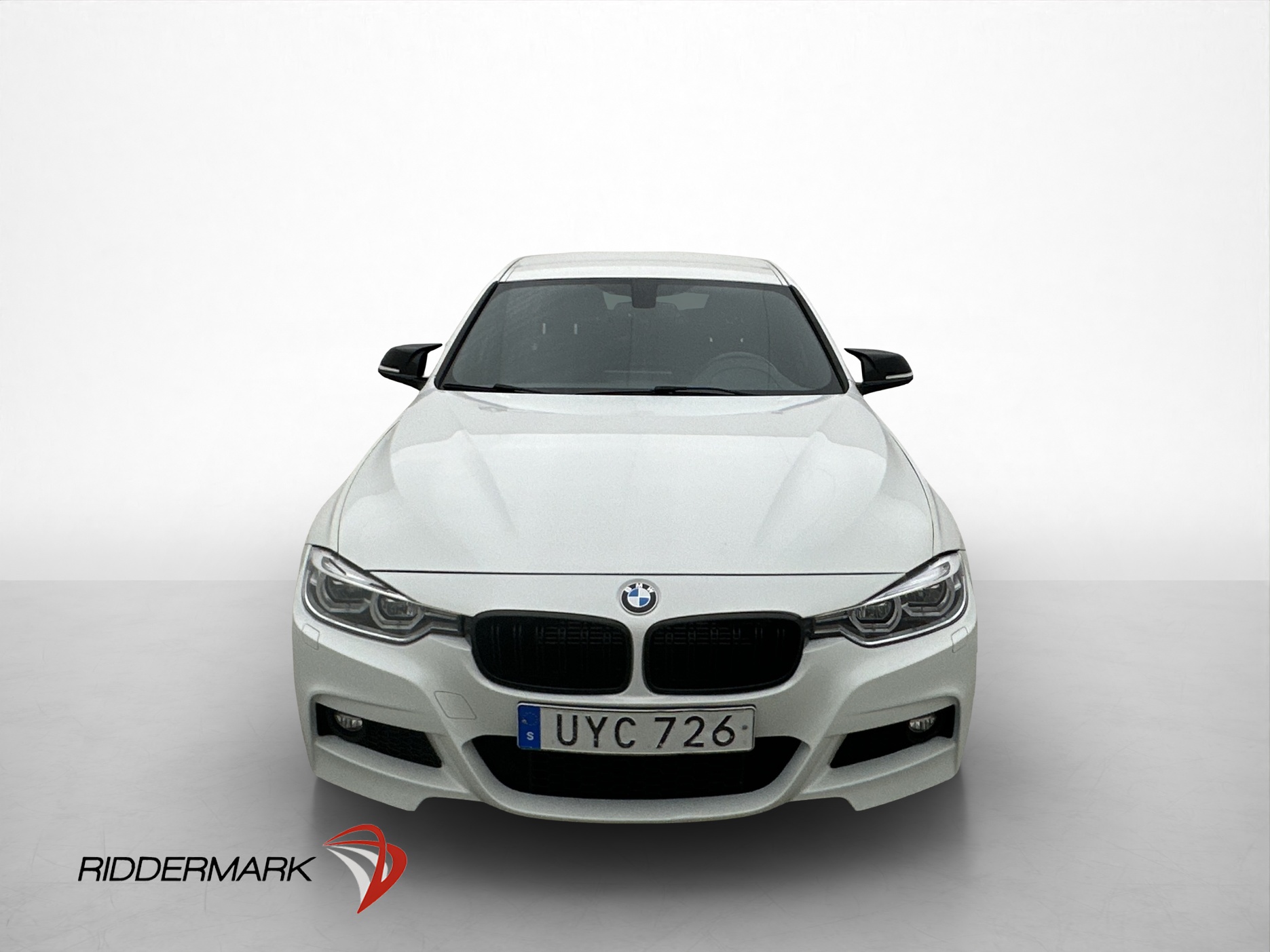 Bmw 330e 2018 - miniatyr 3