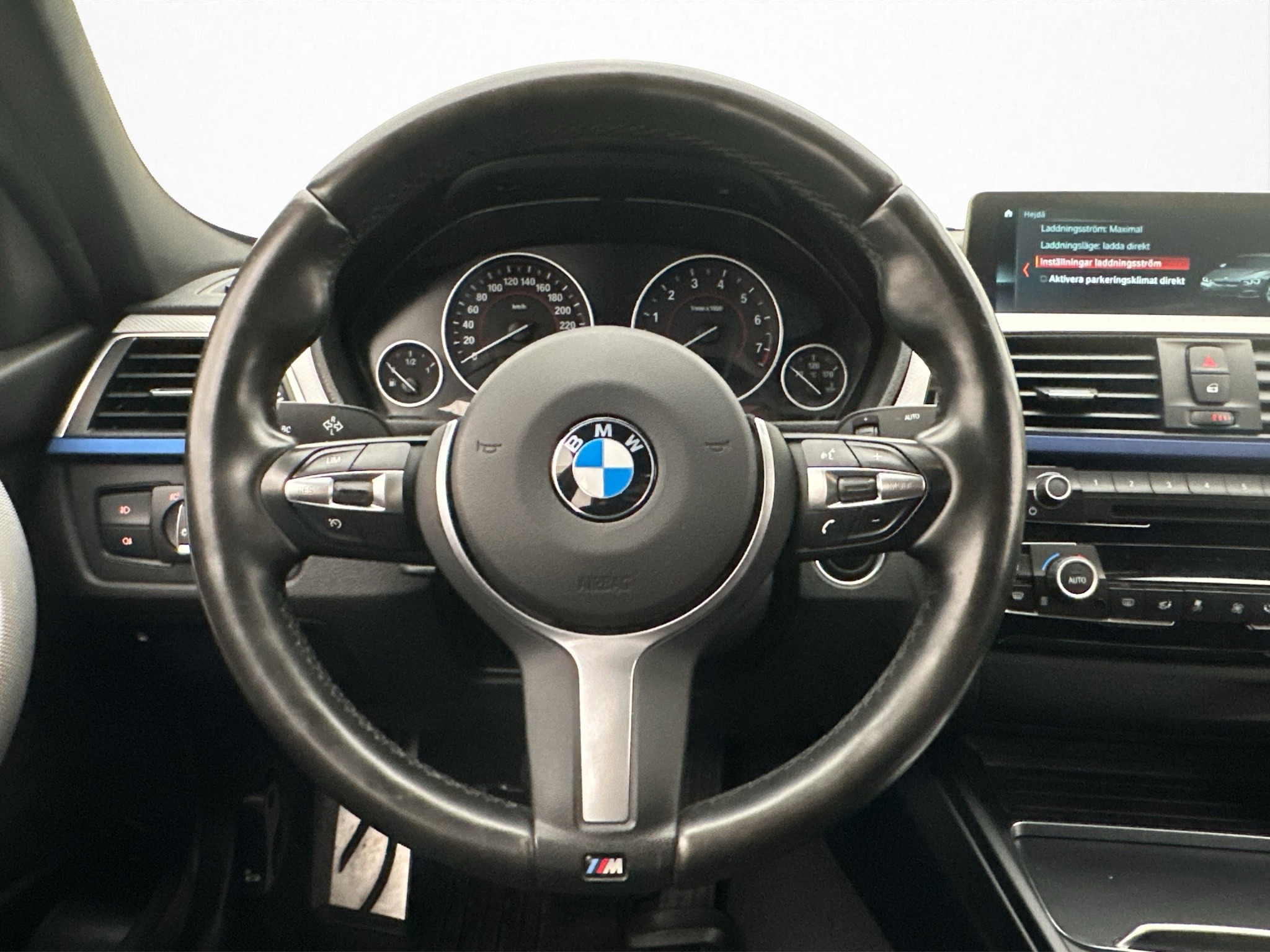Bmw 330e 2018 - miniatyr 8