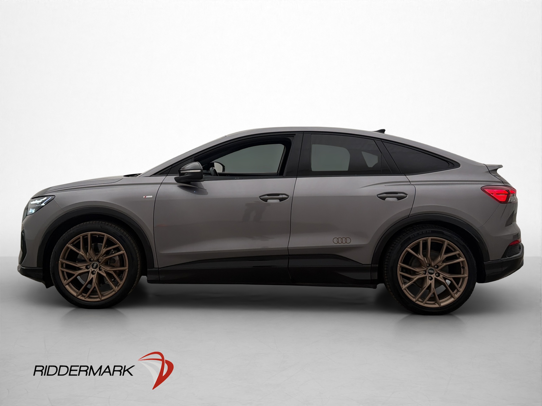Audi Q4 E-Tron 2022 - miniatyr 7