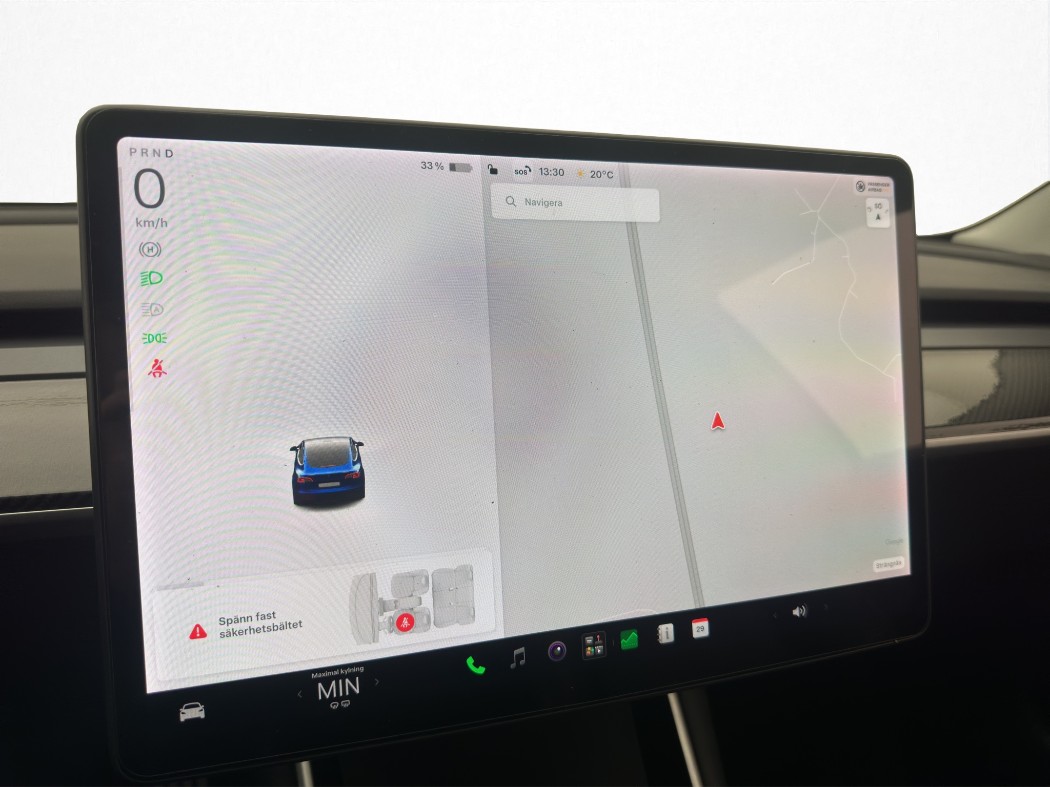 Tesla Model 3 2019 - miniatyr 12