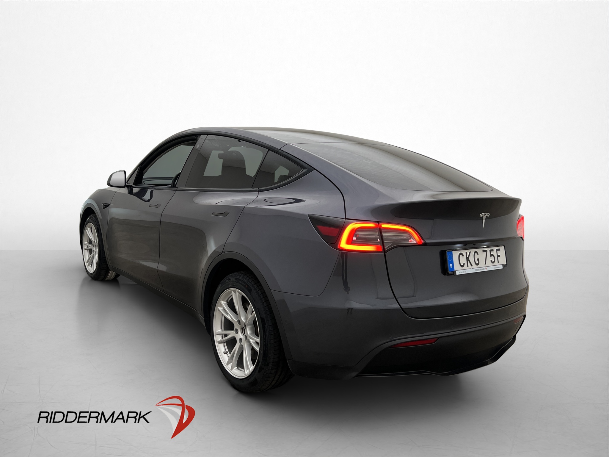 Tesla Model Y 2021 - miniatyr 9