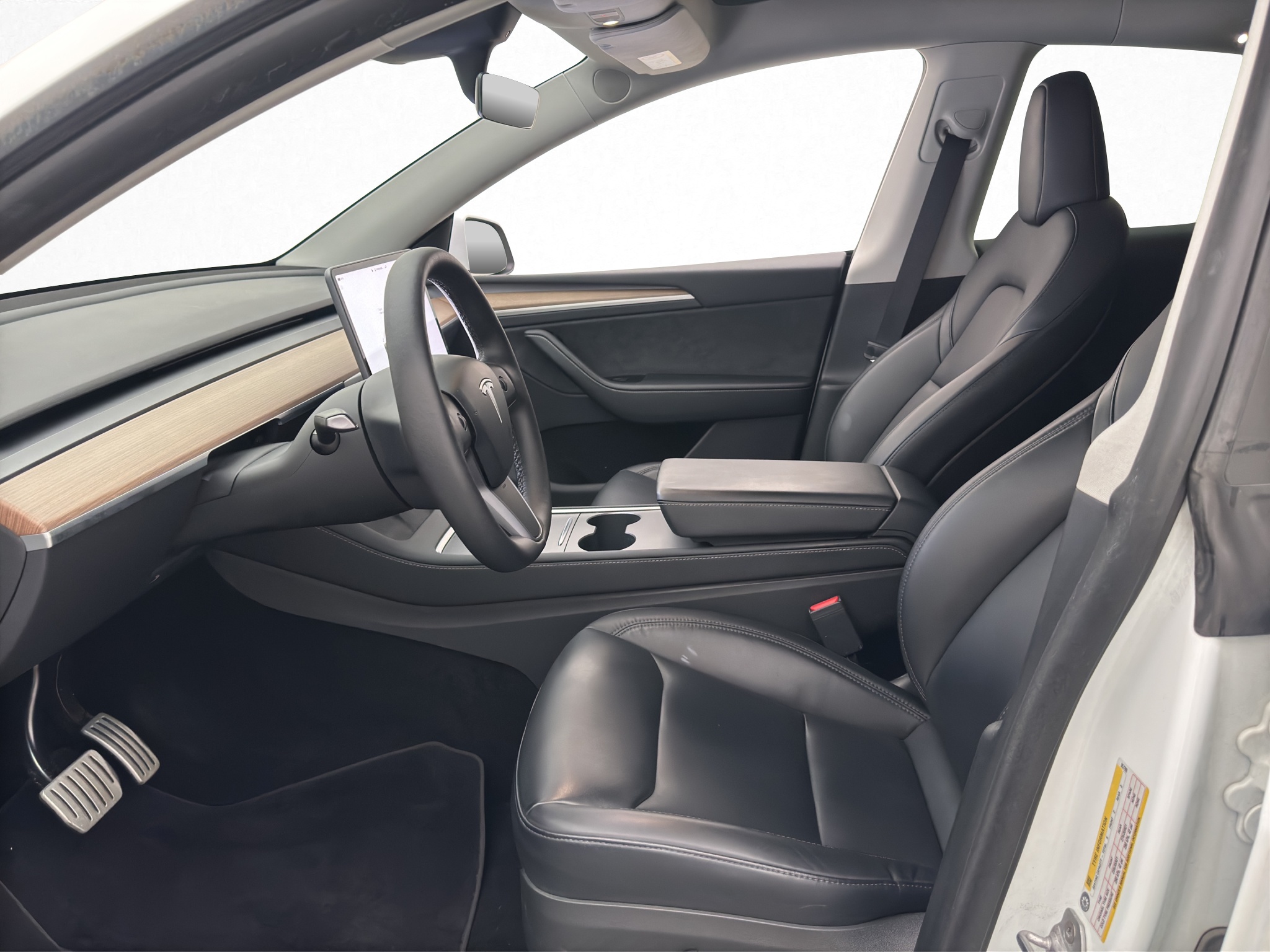 Tesla Model Y 2023 - miniatyr 4