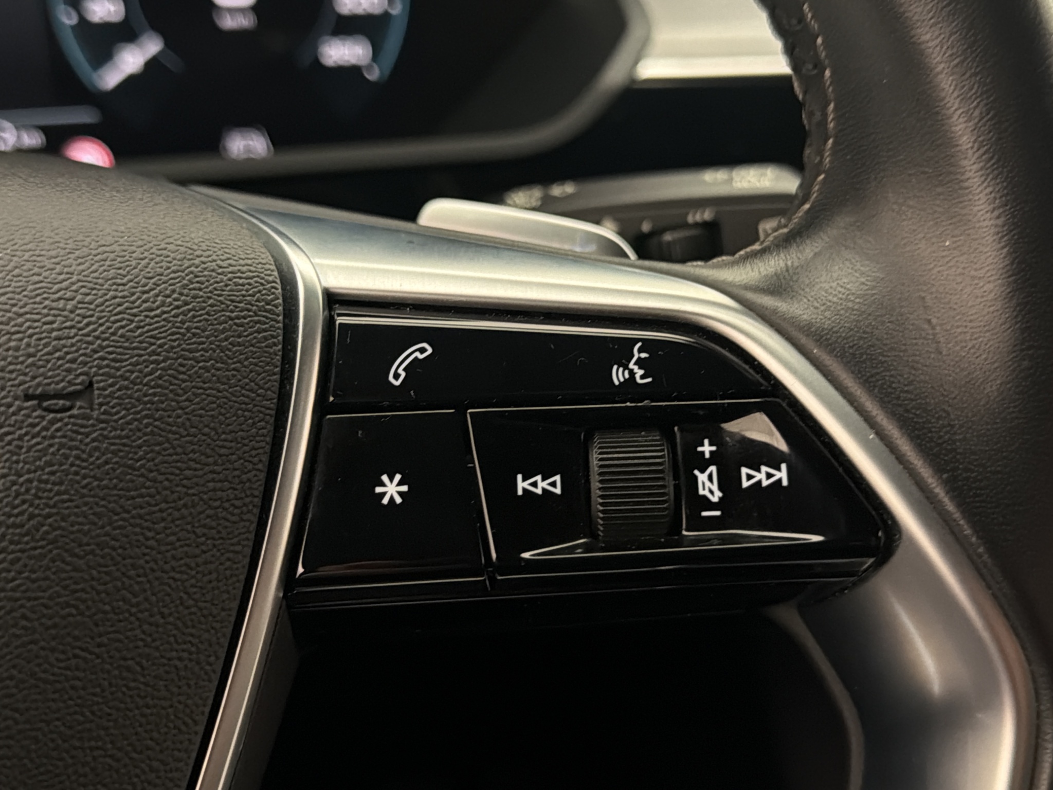 Audi E-Tron 2020 - miniatyr 20