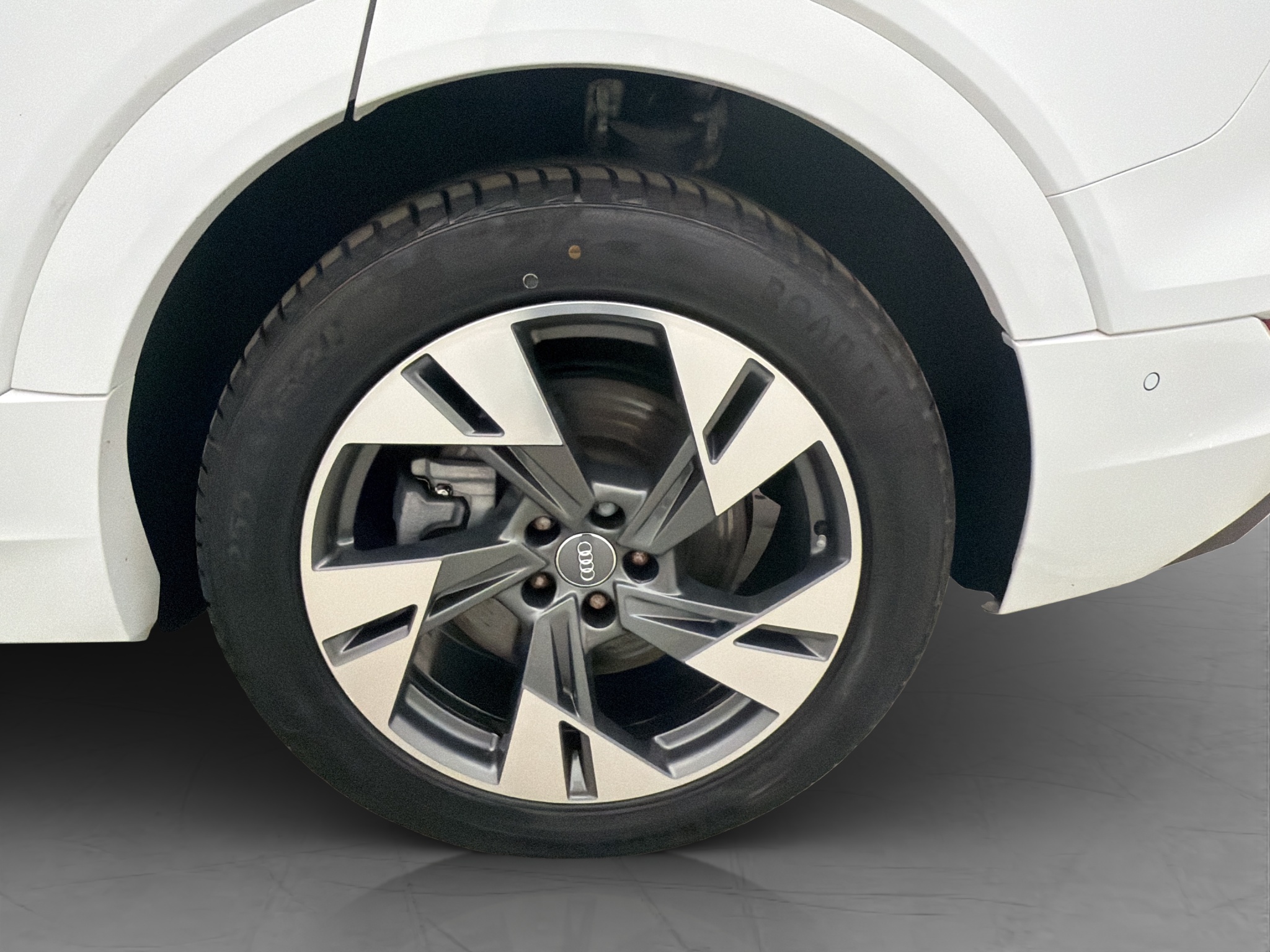 Audi E-Tron 2020 - miniatyr 35