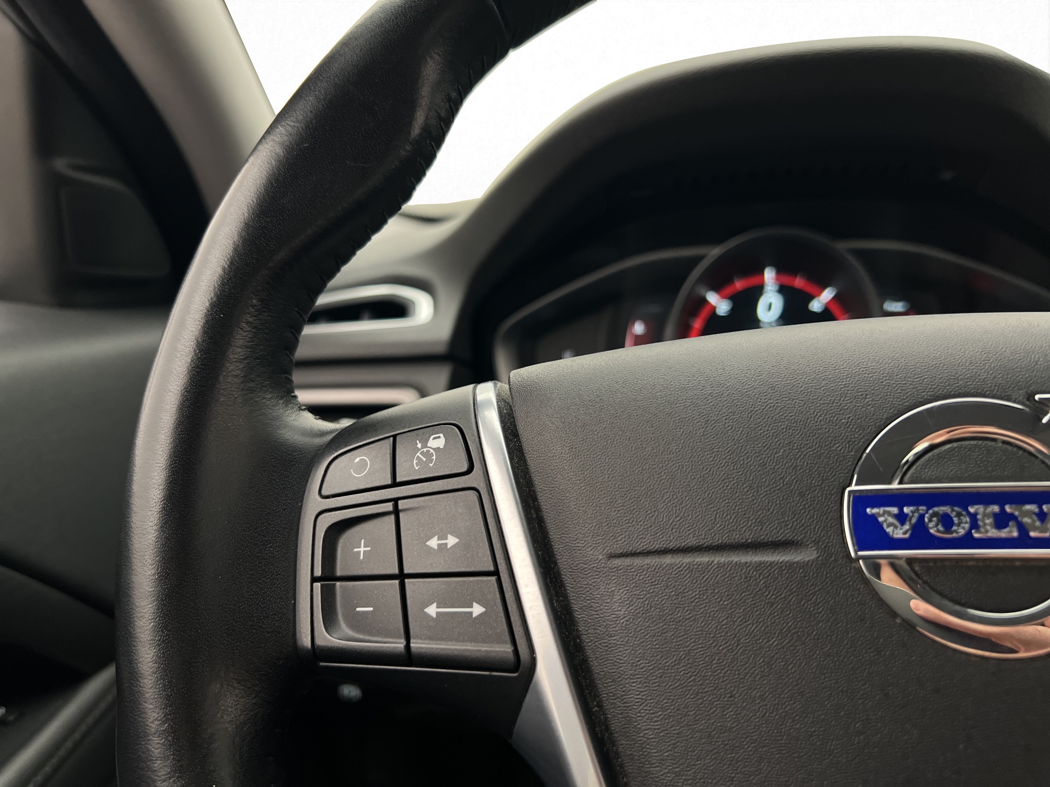 Volvo XC70 2016 - miniatyr 12