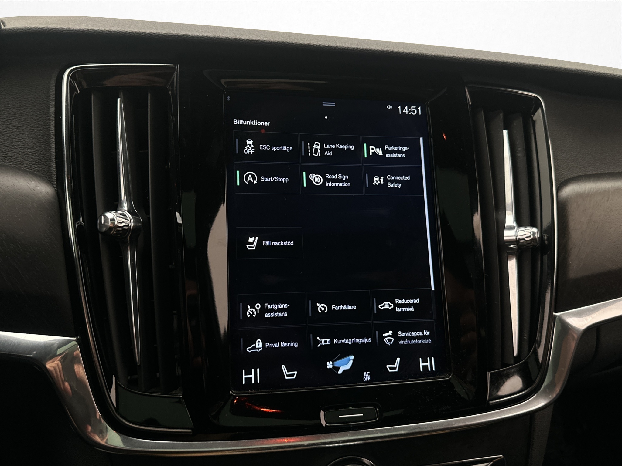 Volvo V90 Cross Country 2017 - miniatyr 24