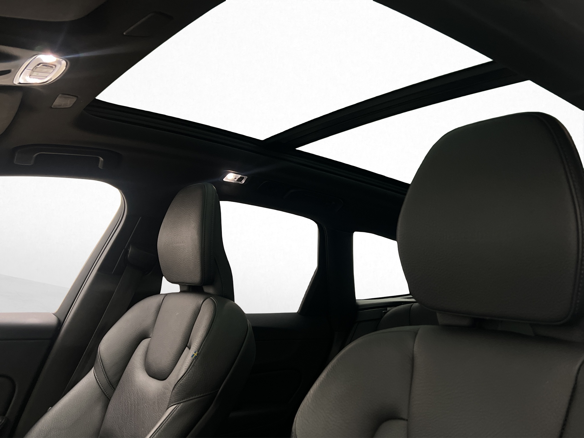 Volvo XC60 2019 - miniatyr 12
