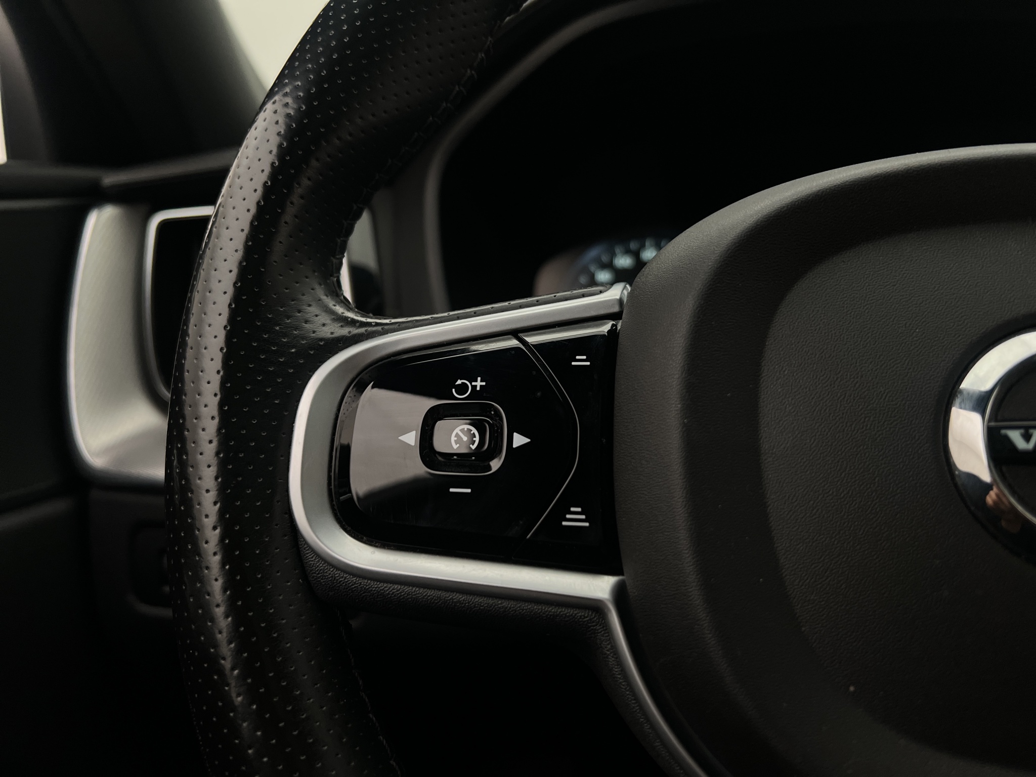 Volvo XC60 2019 - miniatyr 17