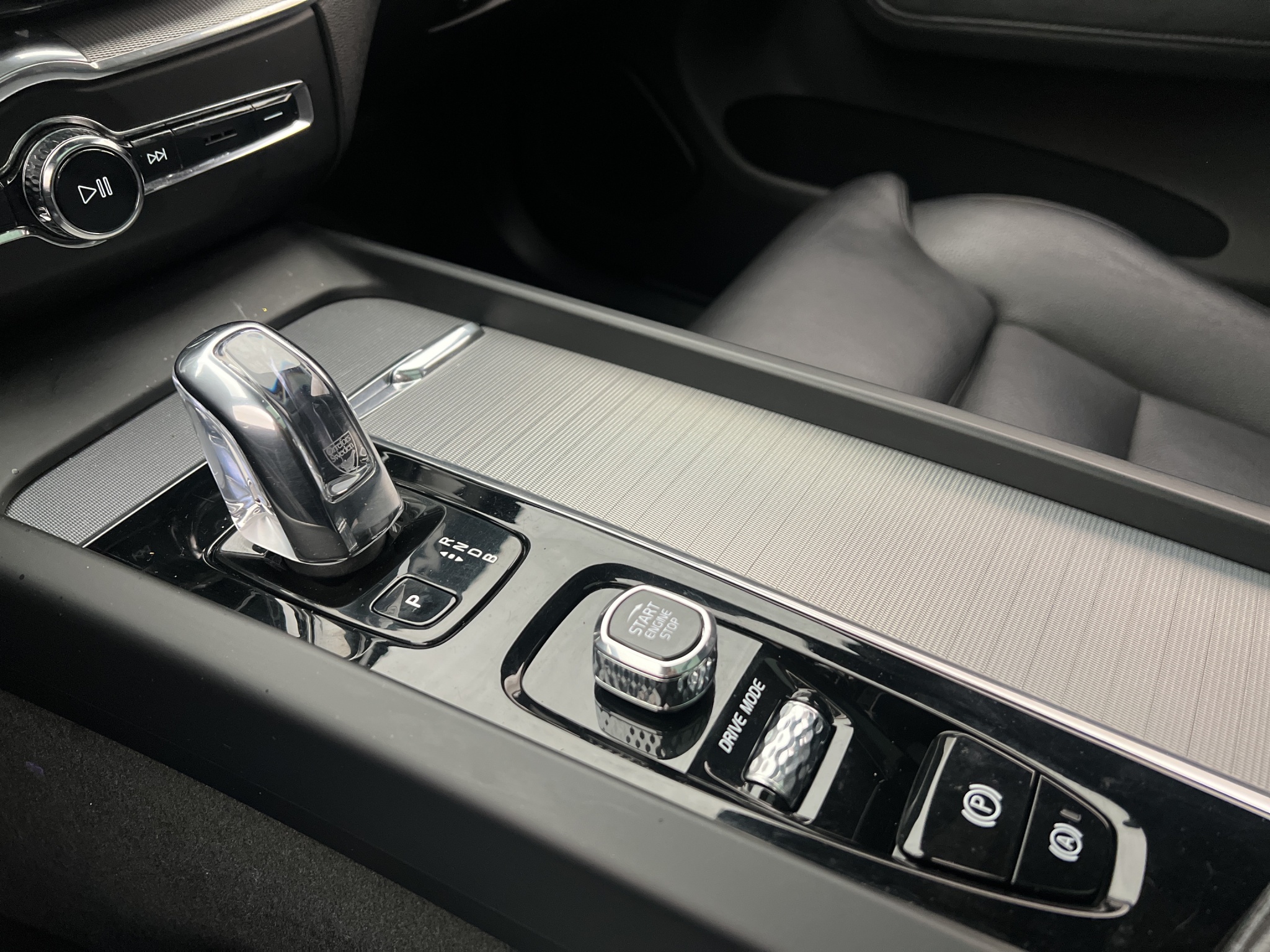 Volvo XC60 2019 - miniatyr 30