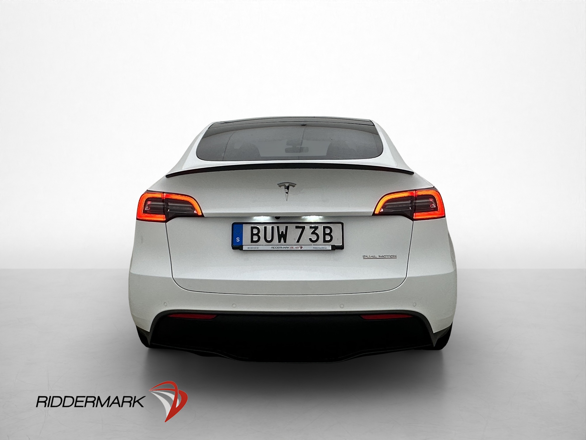 Tesla Model Y 2022 - miniatyr 15