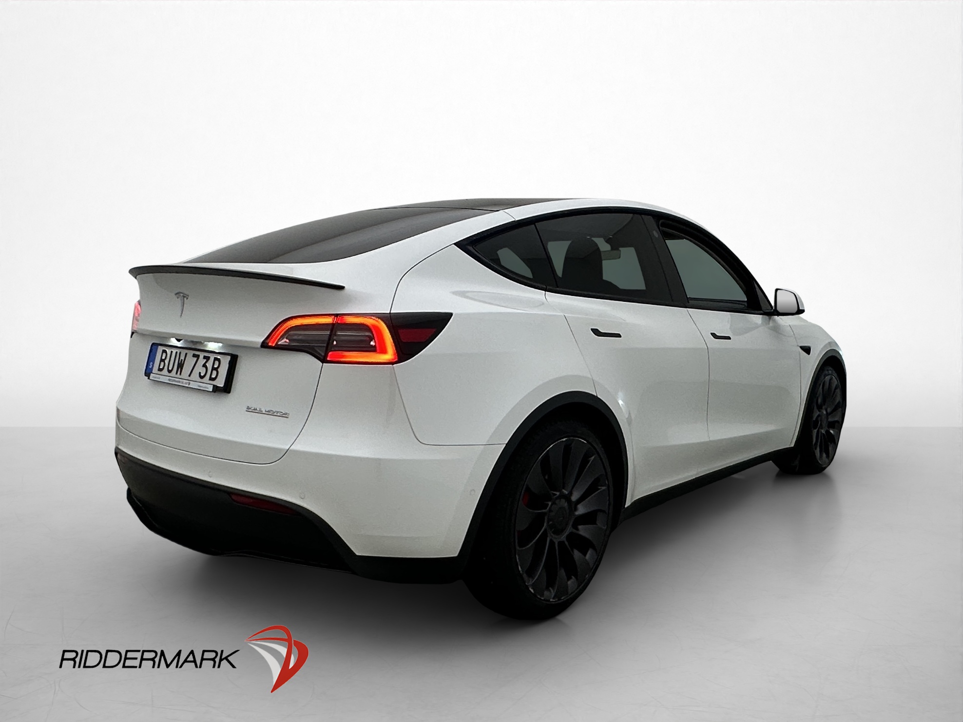 Tesla Model Y 2022 - miniatyr 17