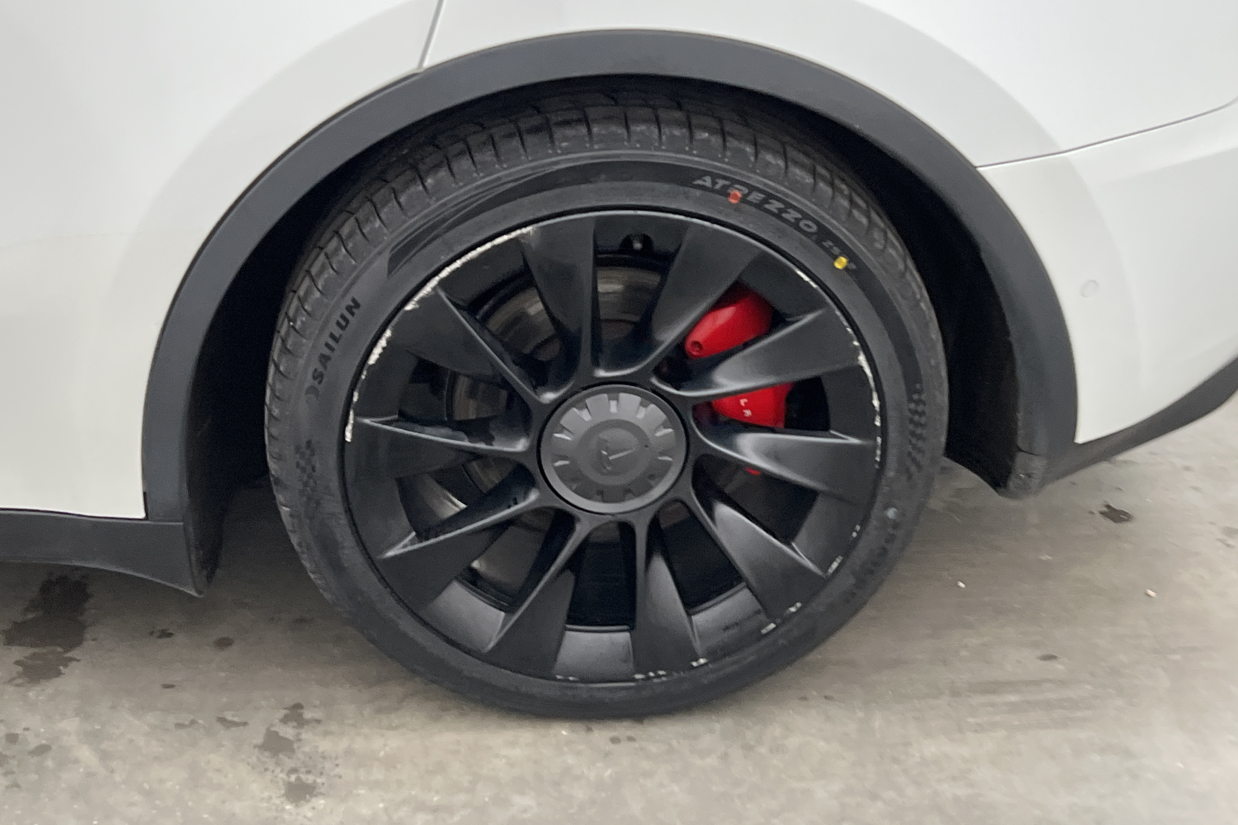 Tesla Model Y 2022 - miniatyr 6