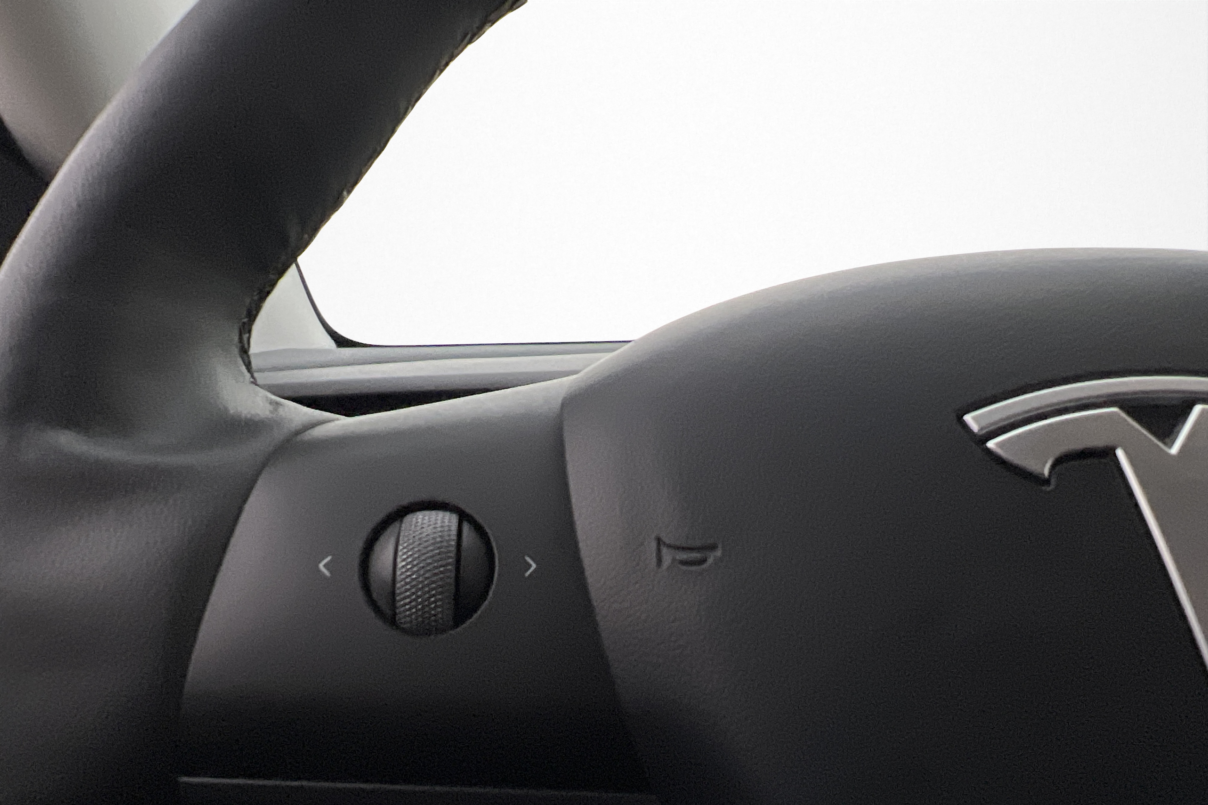 Tesla Model Y 2022 - miniatyr 8