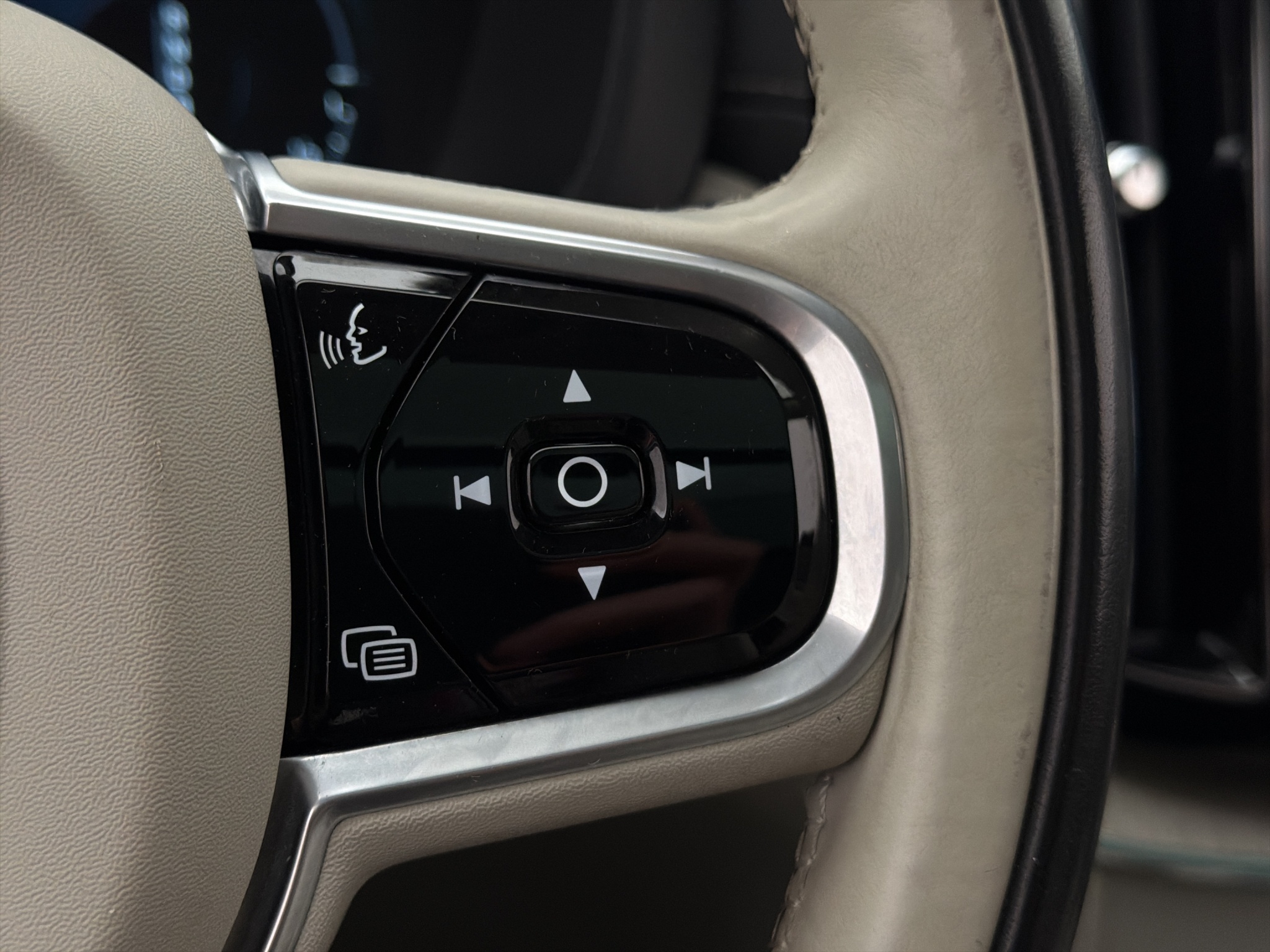 Volvo XC60 2018 - miniatyr 21