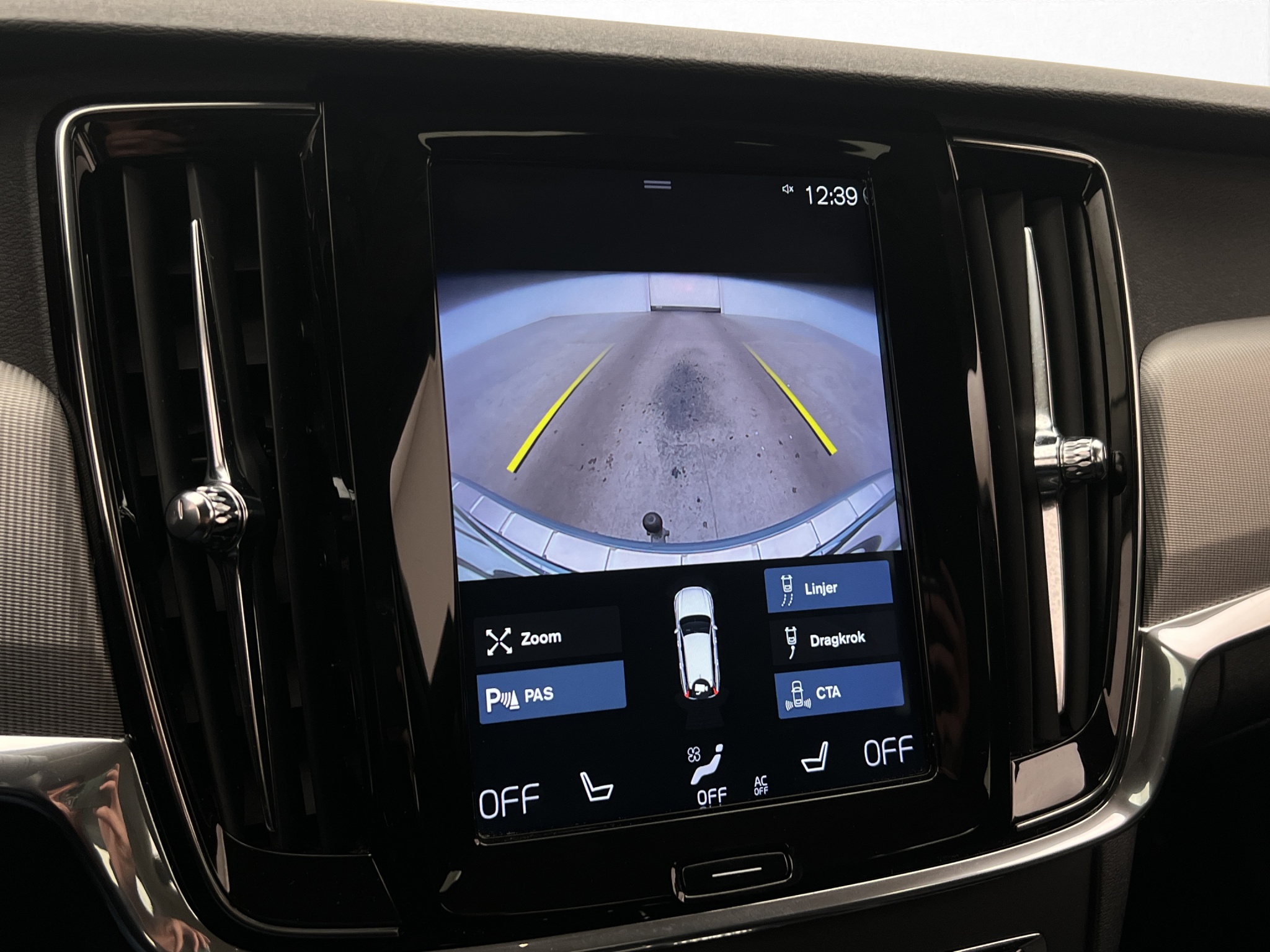 Volvo V90 Cross Country 2019 - miniatyr 21