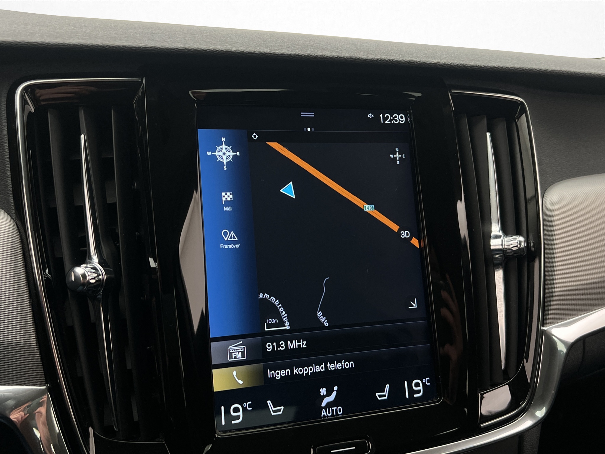 Volvo V90 Cross Country 2019 - miniatyr 22
