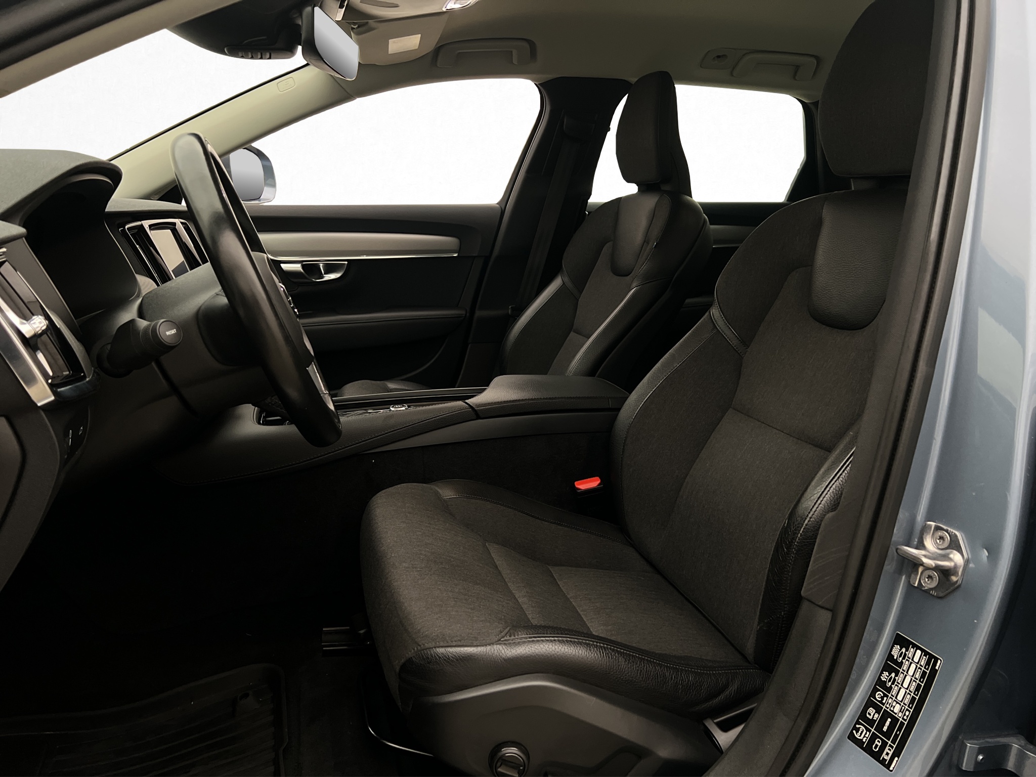 Volvo V90 Cross Country 2019 - miniatyr 6
