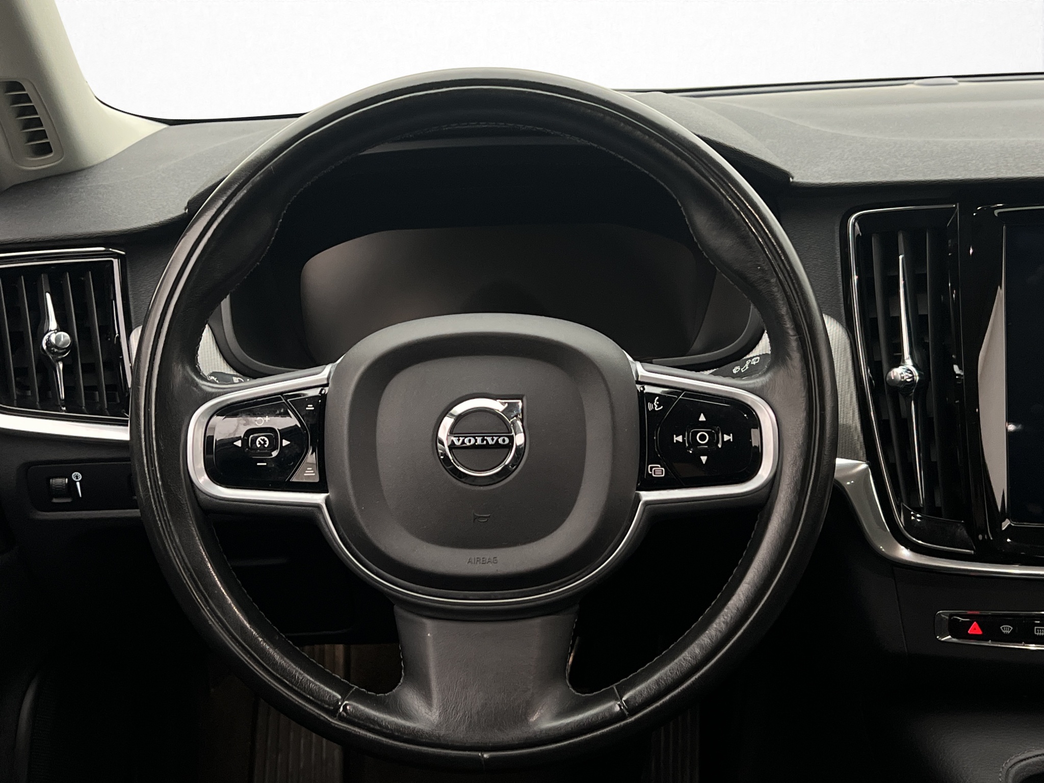 Volvo V90 Cross Country 2019 - miniatyr 10