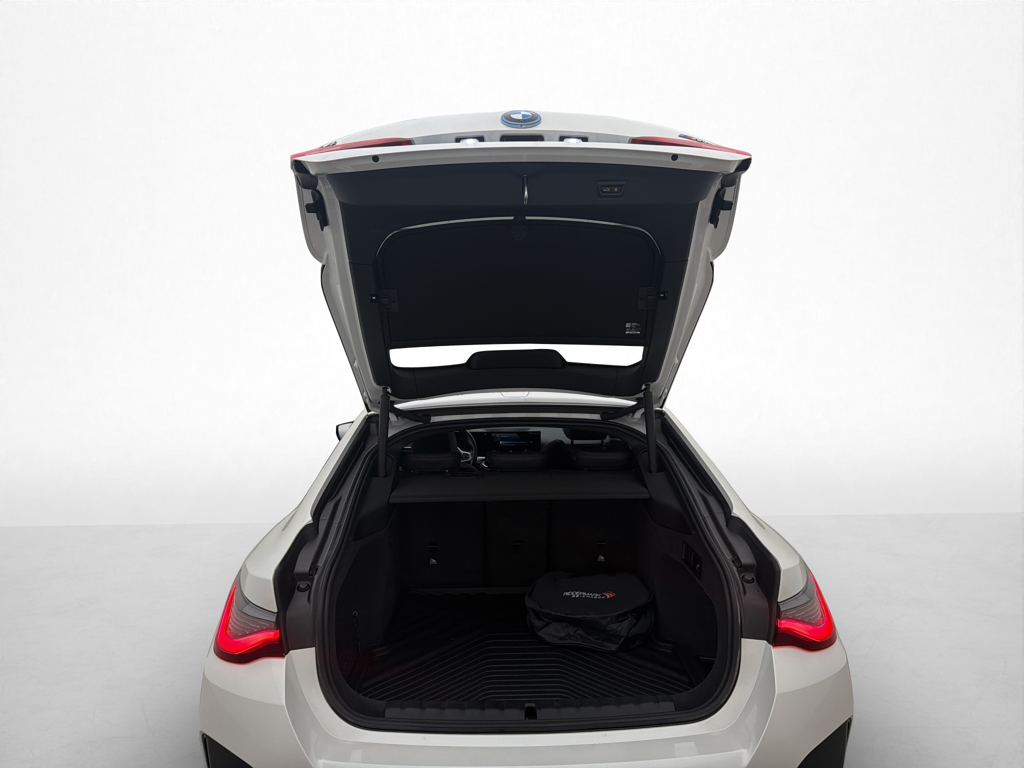 Bmw i4 2024 - miniatyr 38