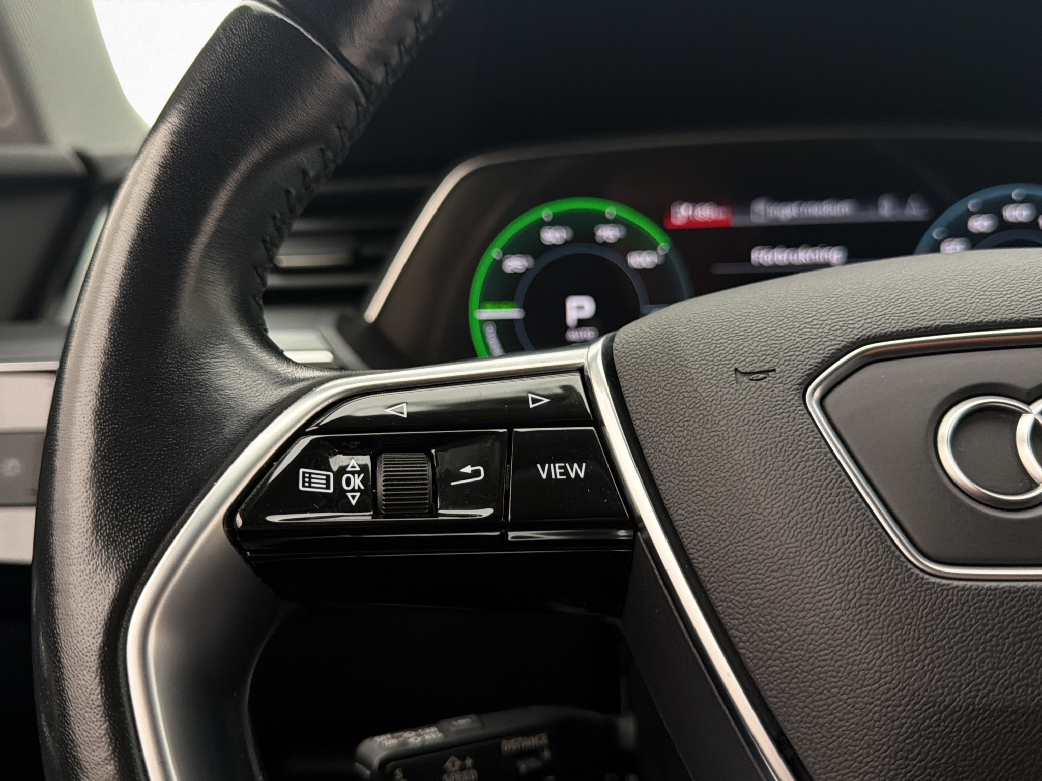 Audi E-Tron 2020 - miniatyr 18