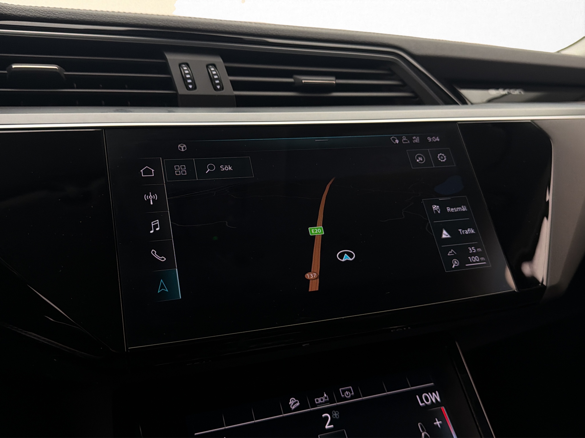 Audi E-Tron 2020 - miniatyr 25