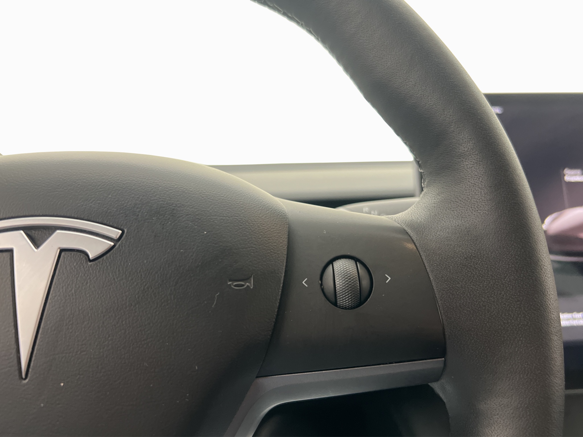 Tesla Model 3 2023 - miniatyr 25