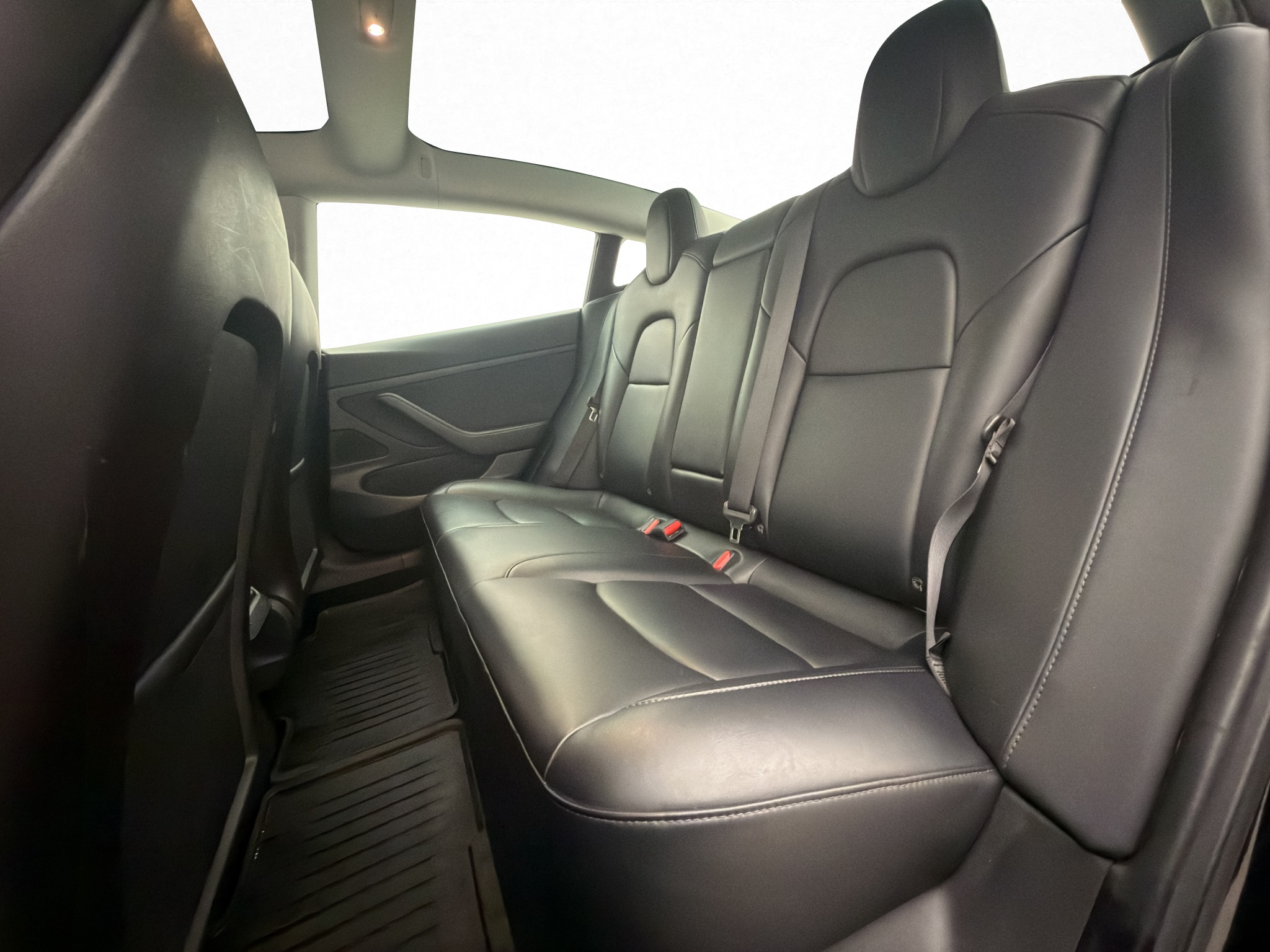 Tesla Model 3 2019 - miniatyr 26