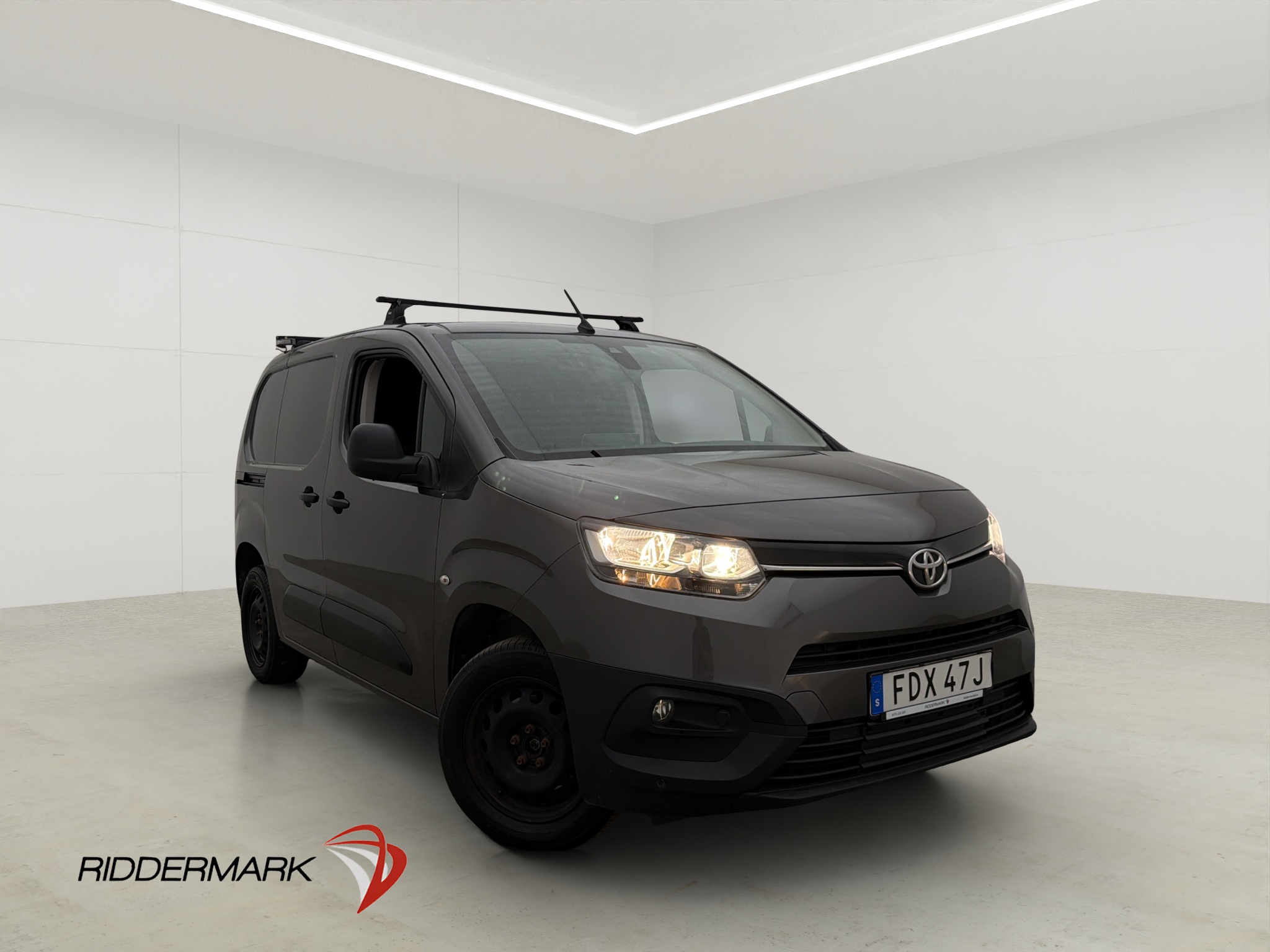 Toyota ProAce City 2021 - bild 1 av 27