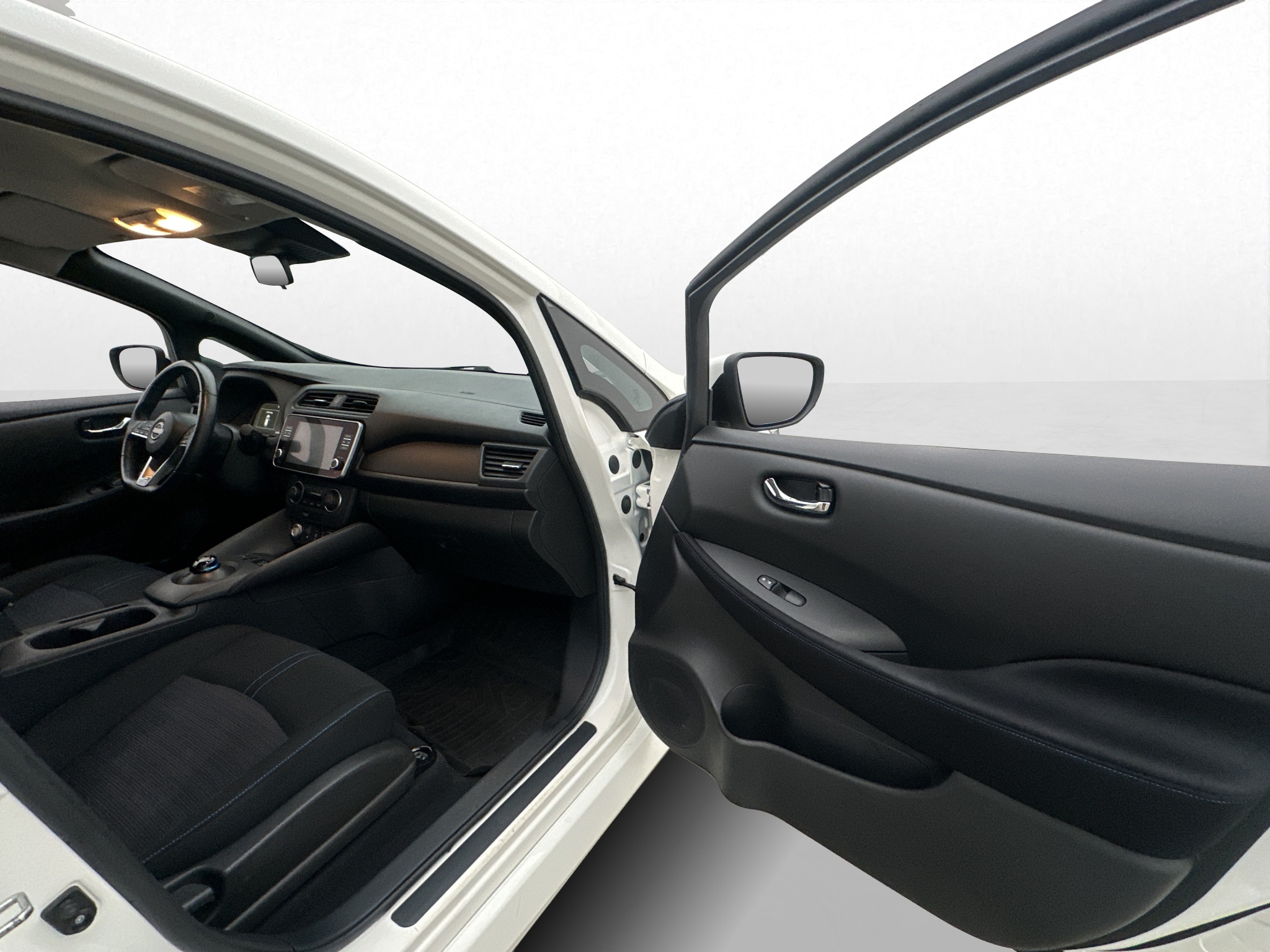 Nissan Leaf 2023 - miniatyr 24