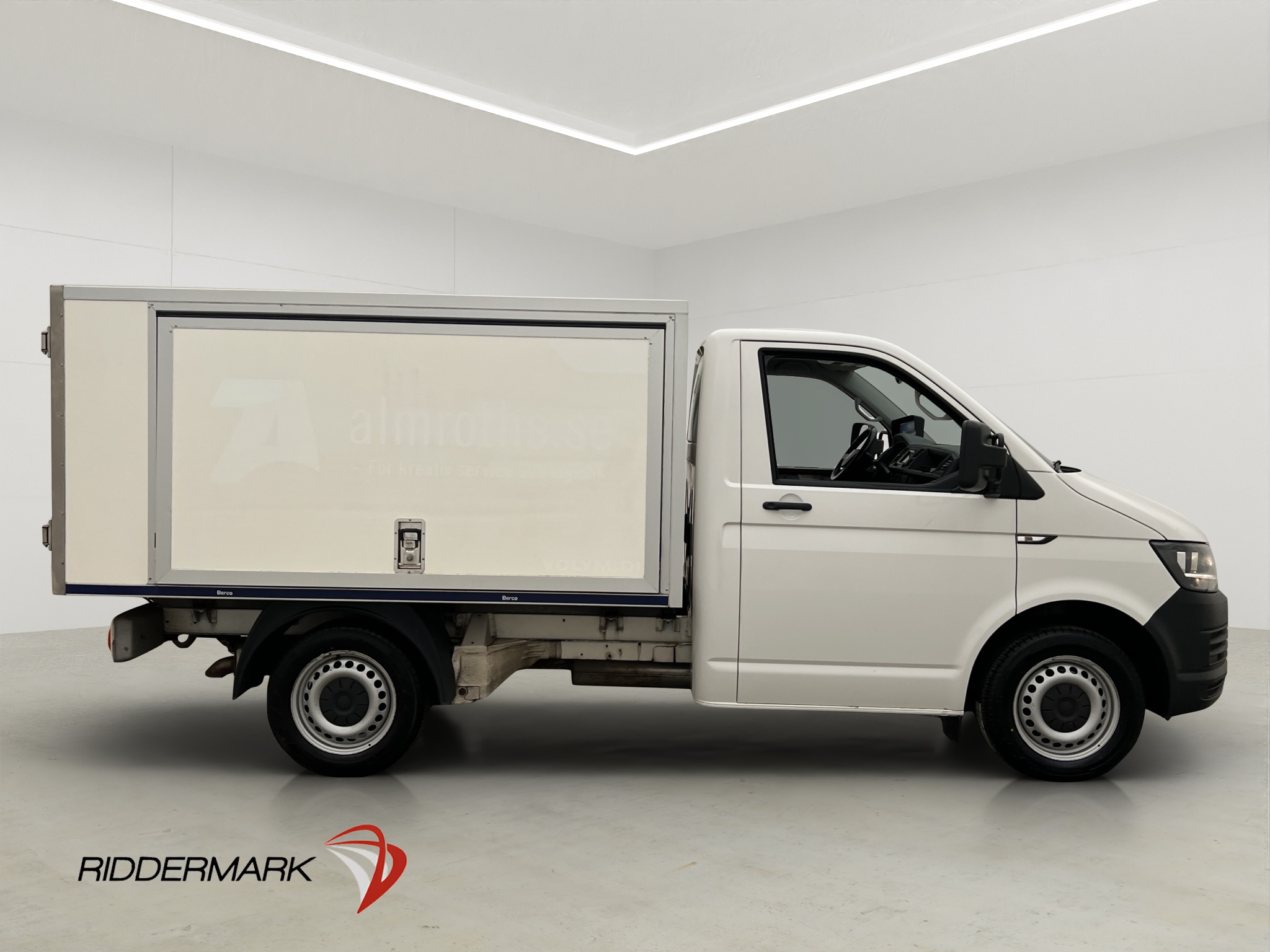 Volkswagen Transporter 2017 - miniatyr 3
