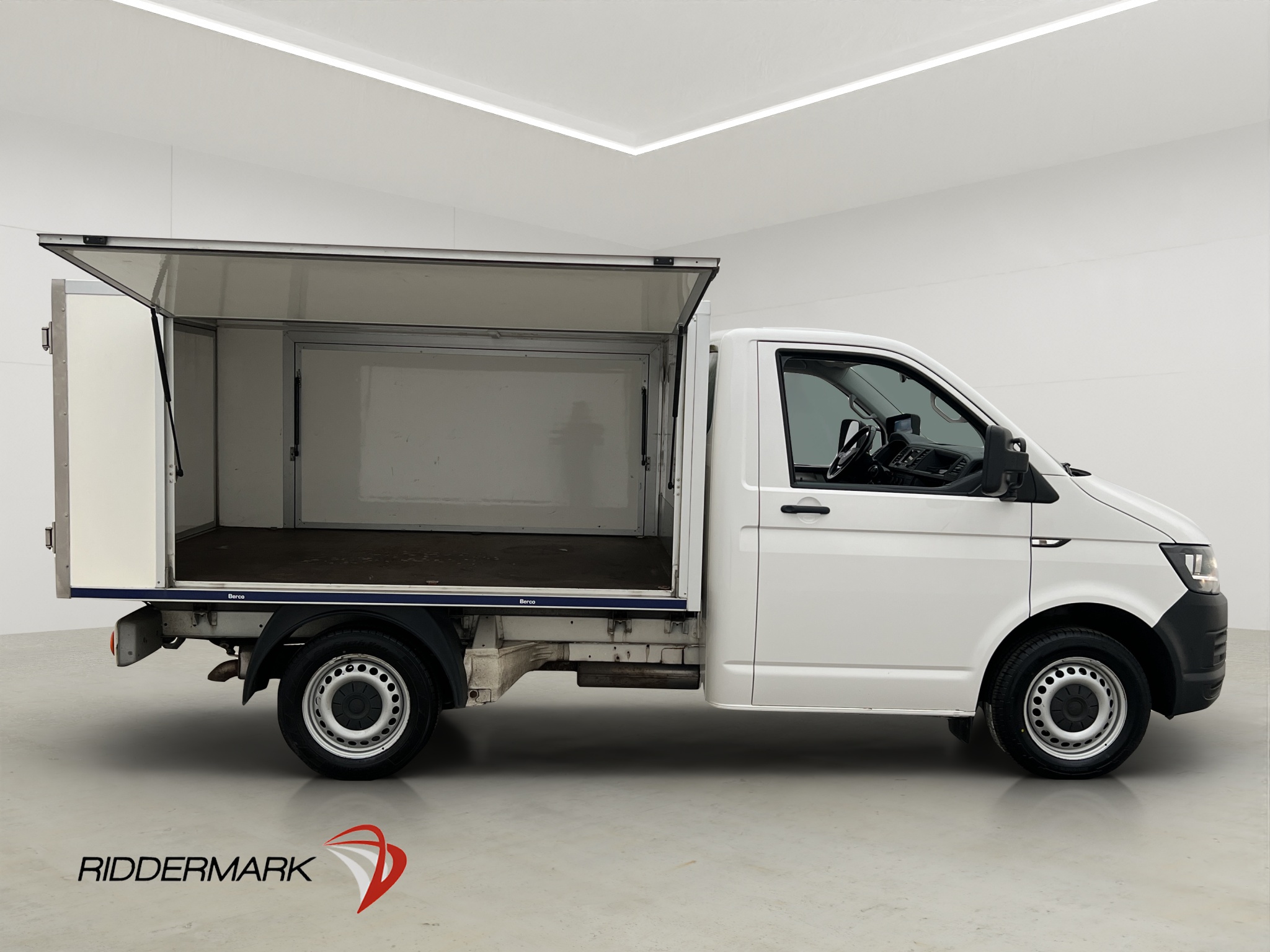 Volkswagen Transporter 2017 - miniatyr 4