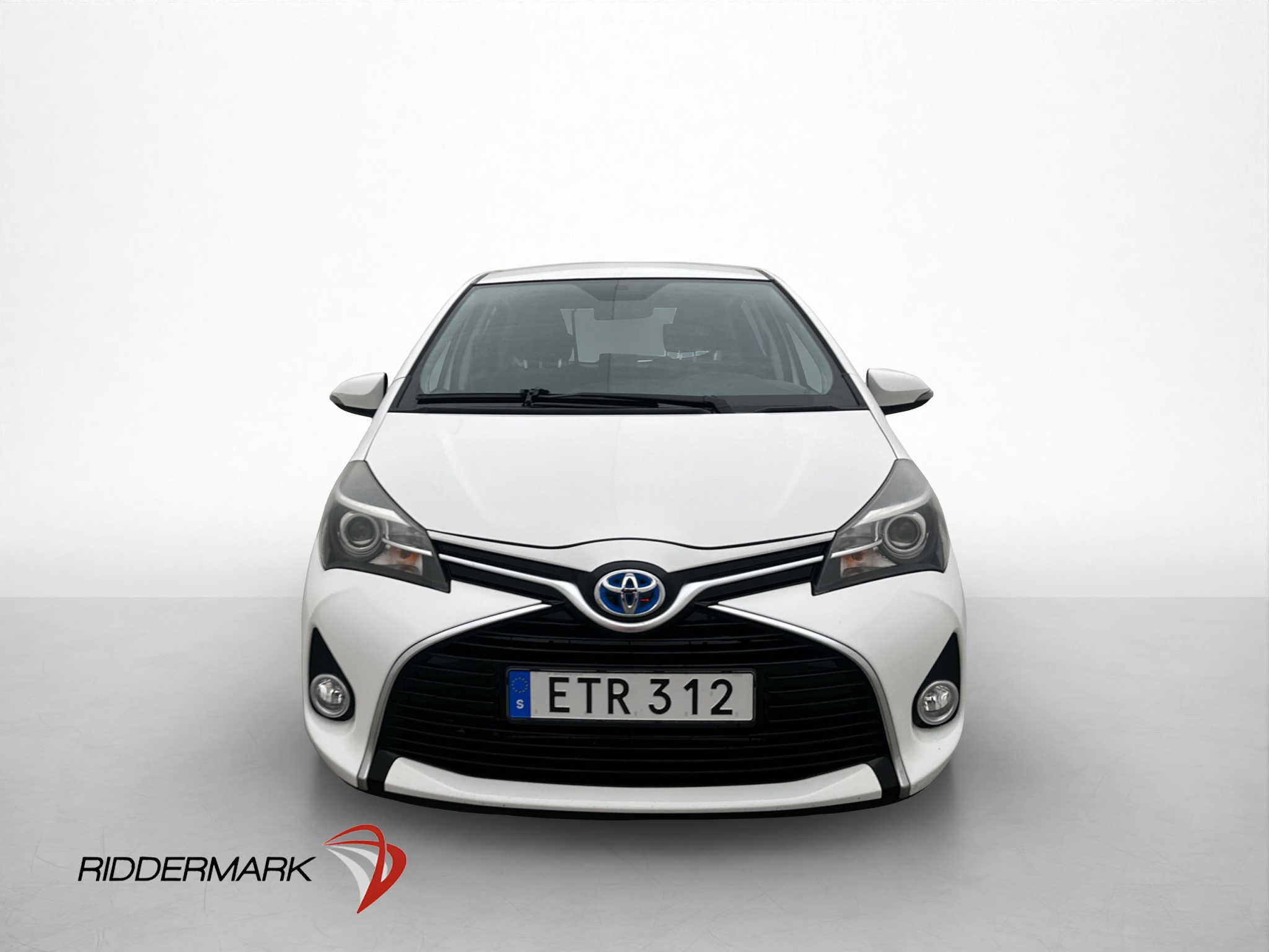 Toyota Yaris 2015 - miniatyr 3
