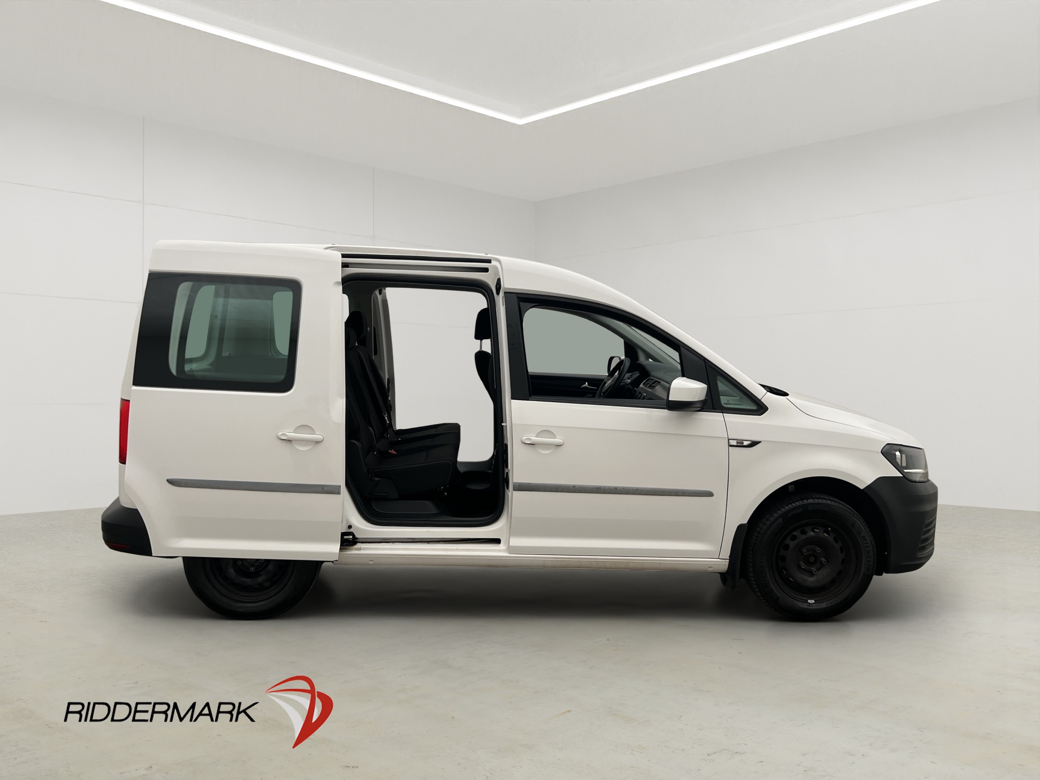 Volkswagen Caddy 2018 - miniatyr 2