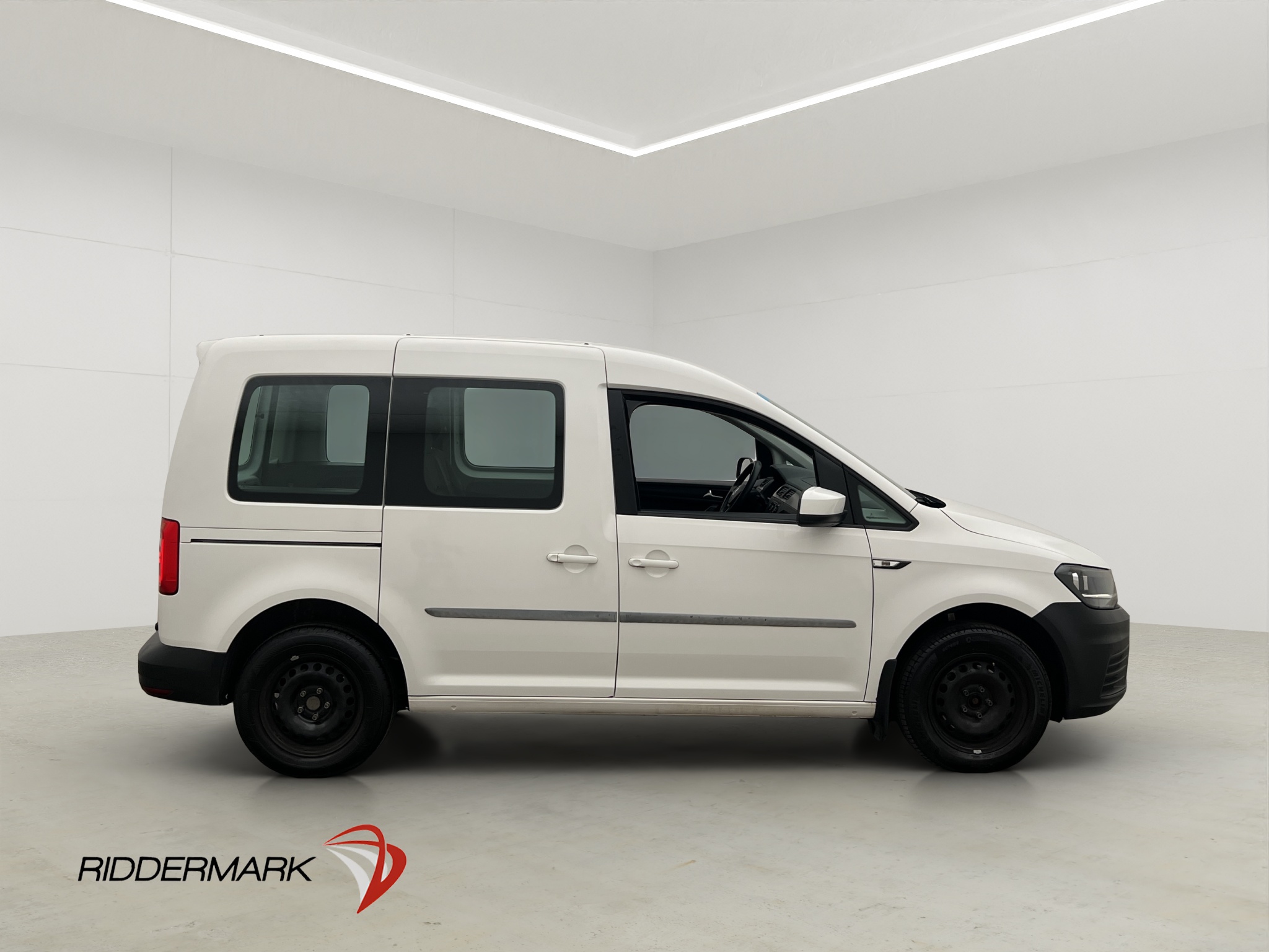 Volkswagen Caddy 2018 - miniatyr 3