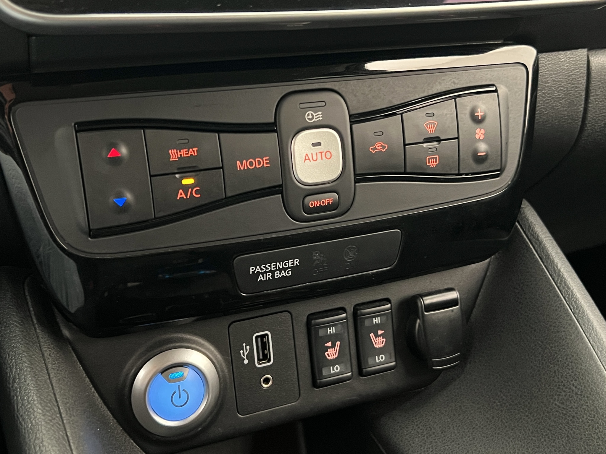 Nissan Leaf 2020 - miniatyr 15
