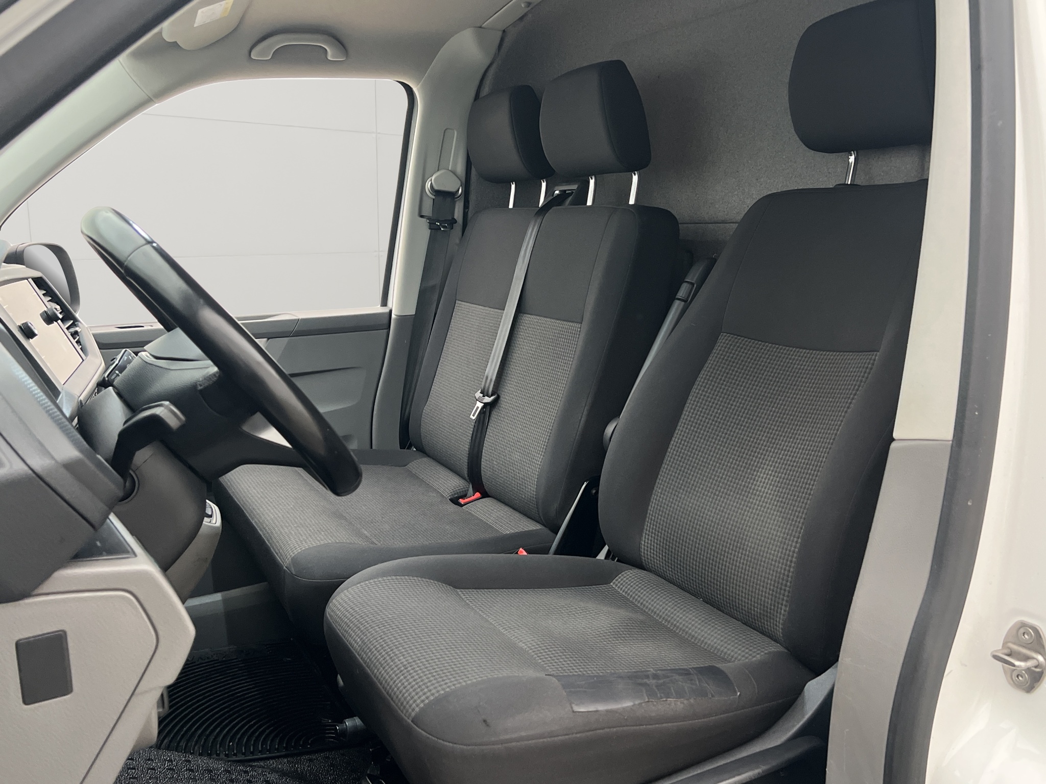 Volkswagen Transporter 2020 - miniatyr 17