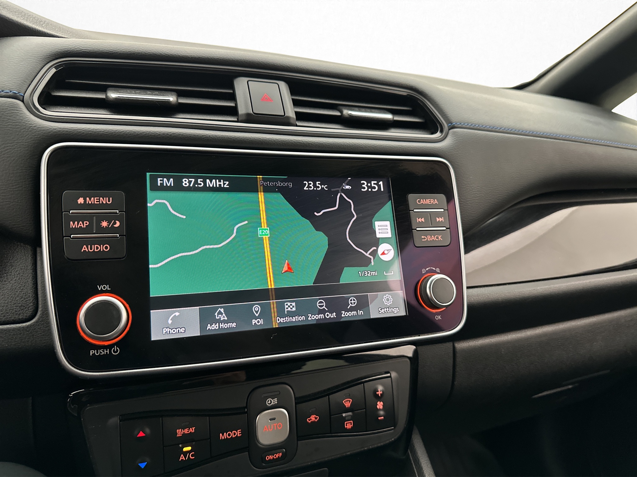 Nissan Leaf 2020 - miniatyr 23
