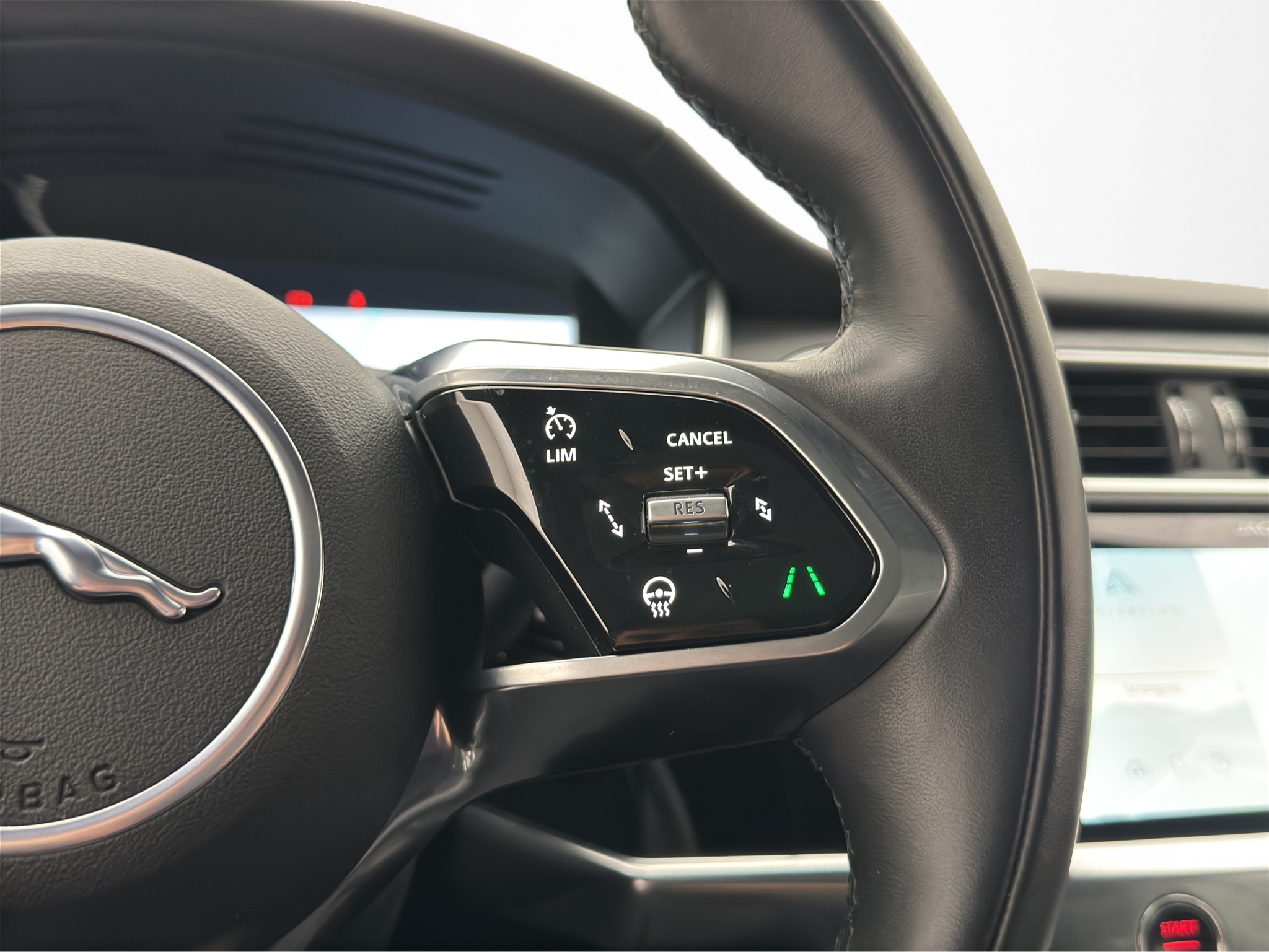 Jaguar I-Pace 2024 - miniatyr 15