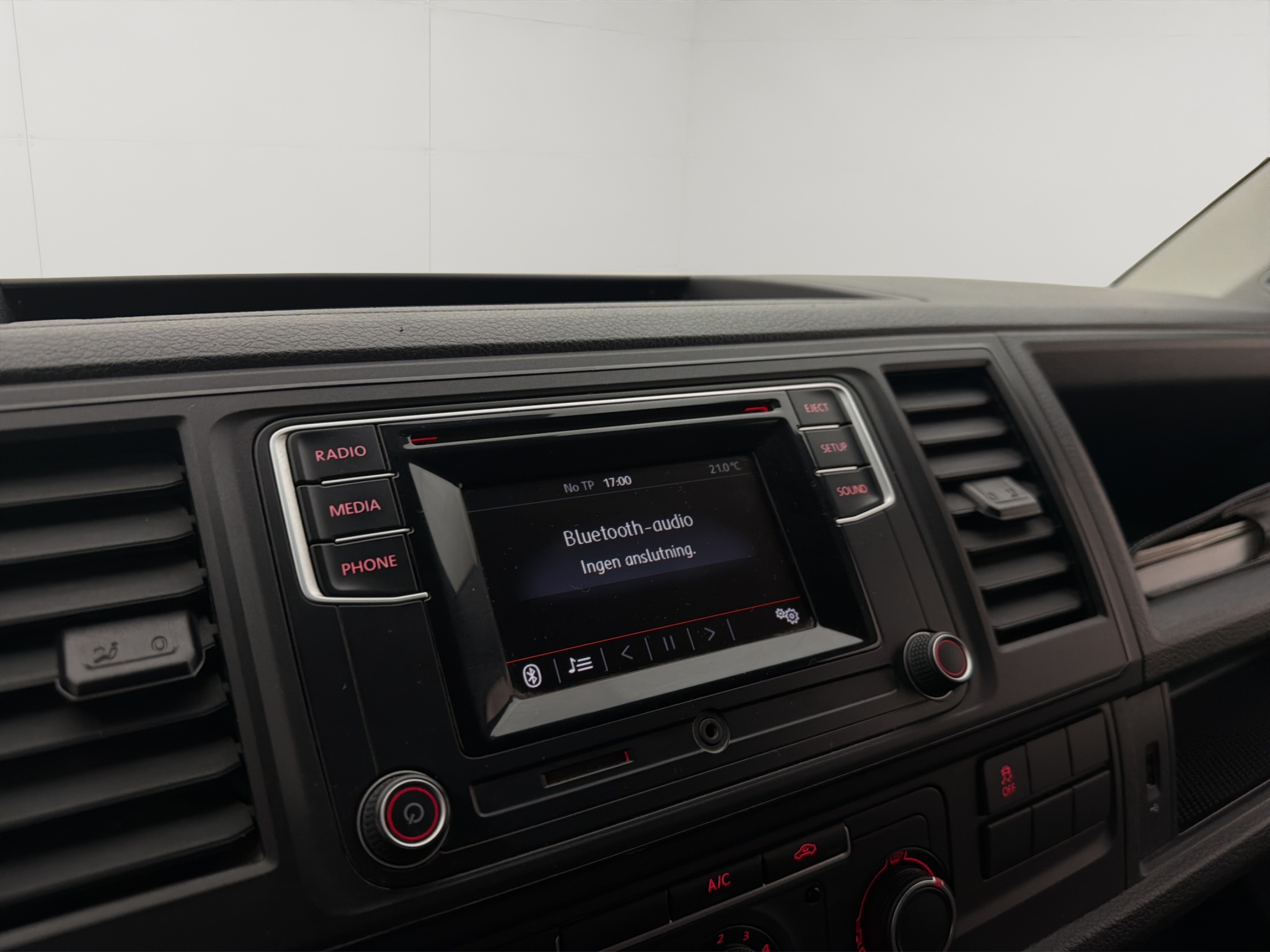 Volkswagen Transporter 2019 - miniatyr 20