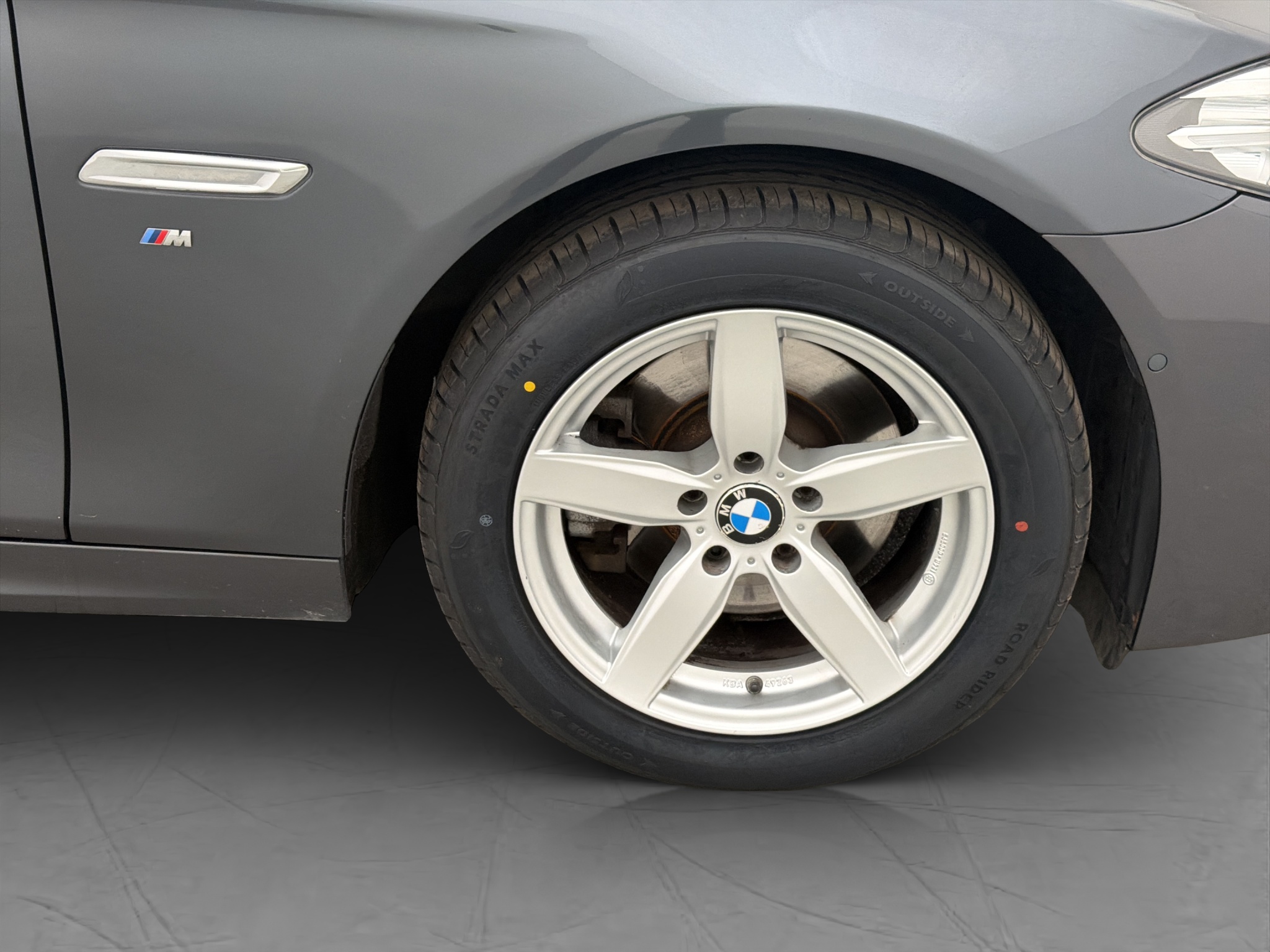 Bmw 520d 2017 - miniatyr 26